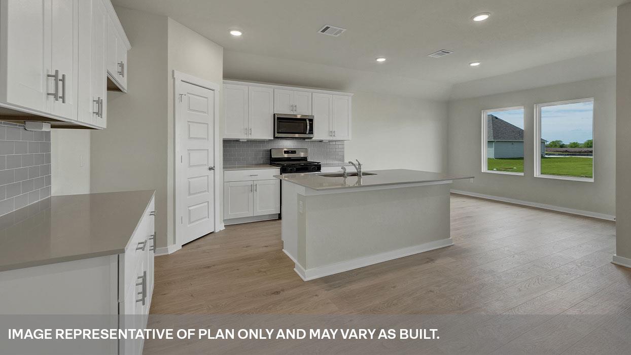 328 TAYLOR POND Path, Lockhart, TX 78644