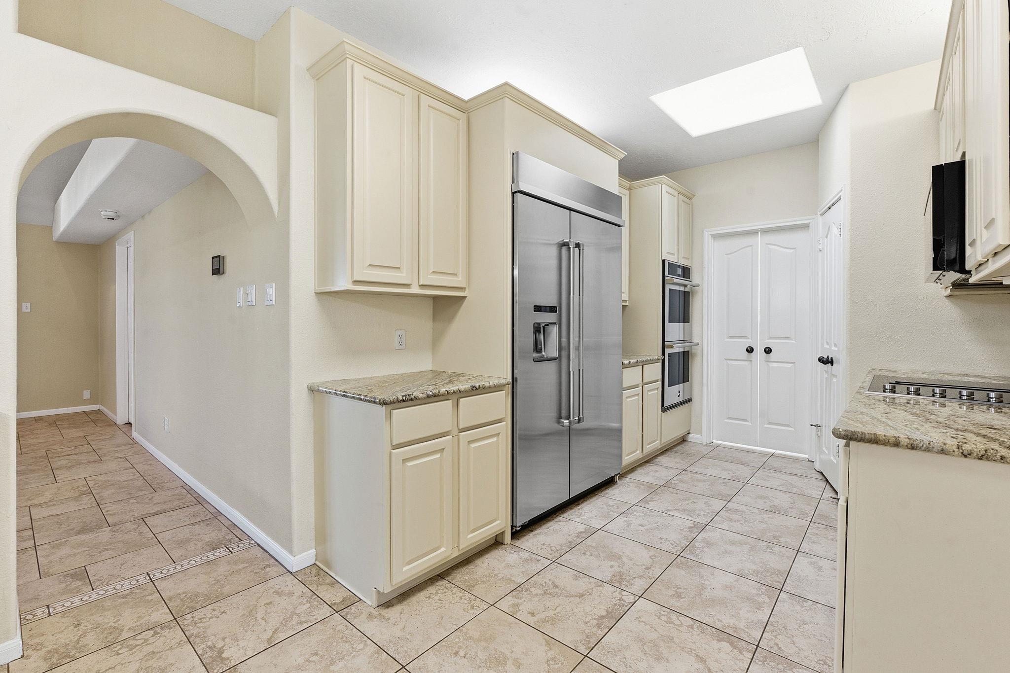 20531 Highland Lake Dr, Lago Vista, TX 78645