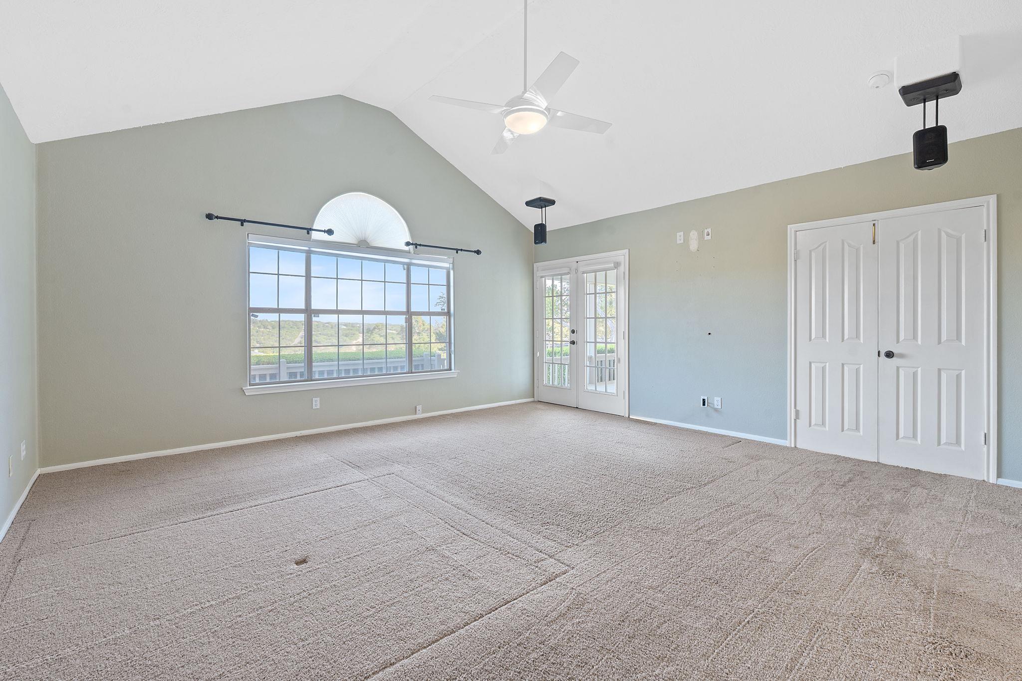 20531 Highland Lake Dr, Lago Vista, TX 78645