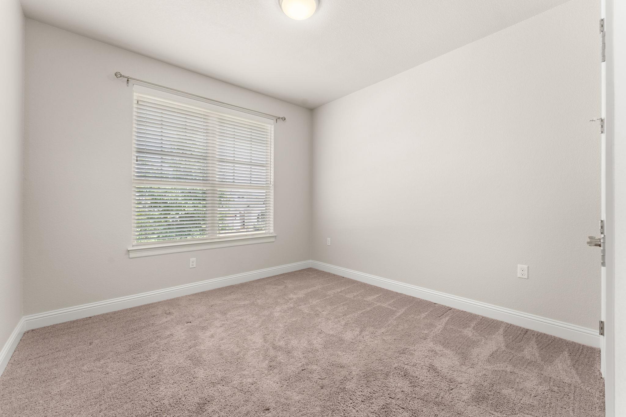 216 Gulfton St, Lakeway, TX 78738