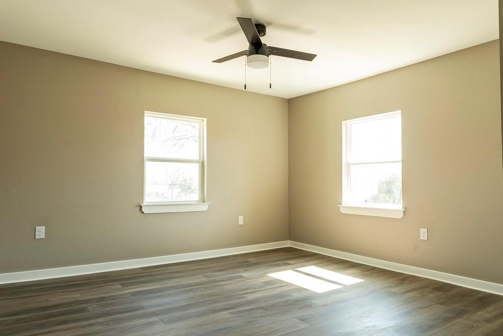 320 S 24th St, Temple, TX 76501