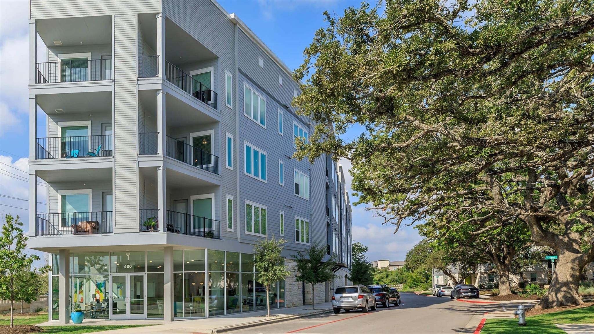 680 Naumann DR # APT, Leander, TX 78641