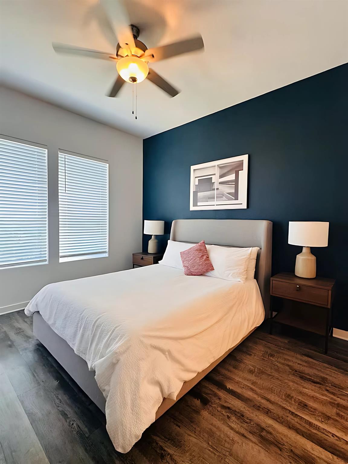 680 Naumann DR # APT, Leander, TX 78641