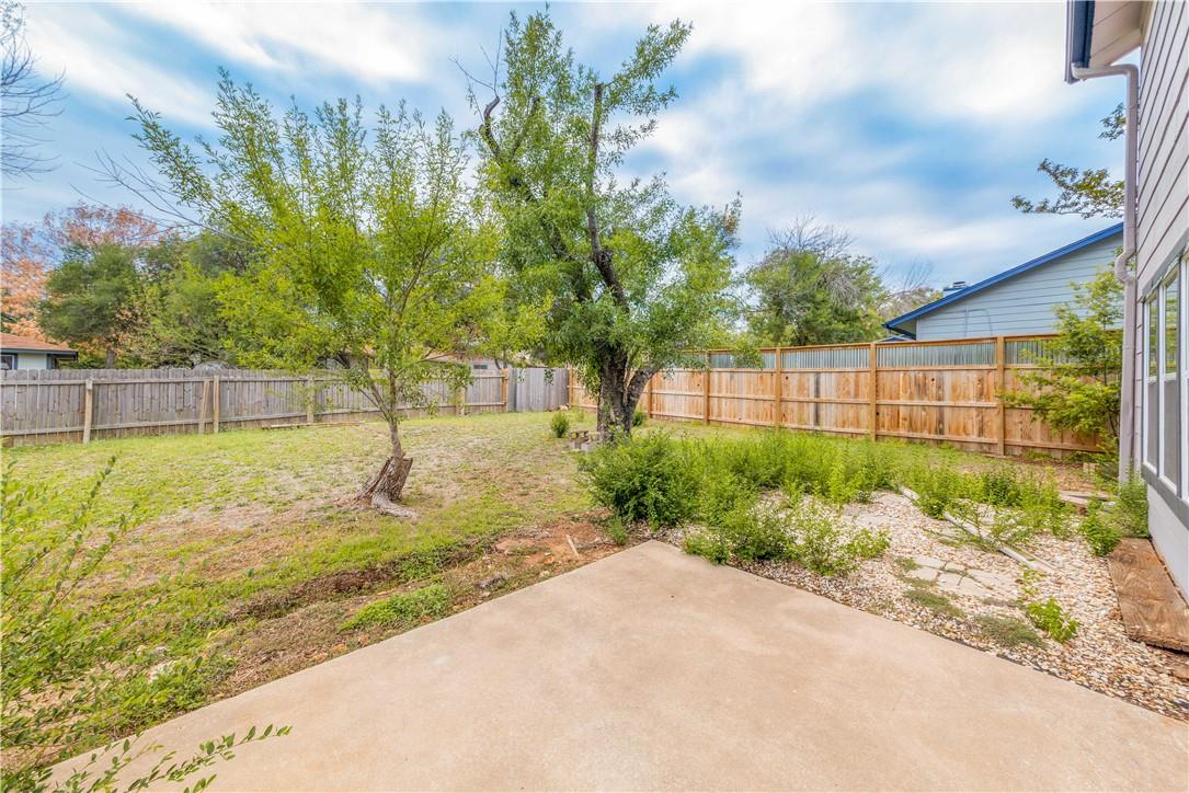 3901 Skipton Dr, Austin, TX 78727