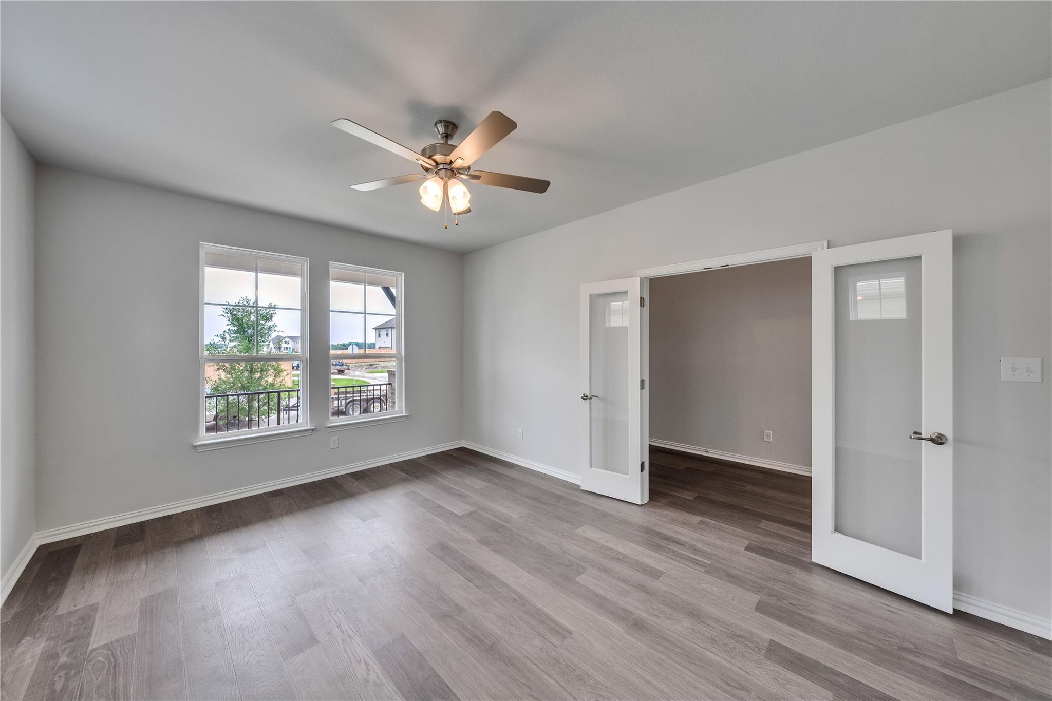 517 Teasley Dr, Taylor, TX 76574