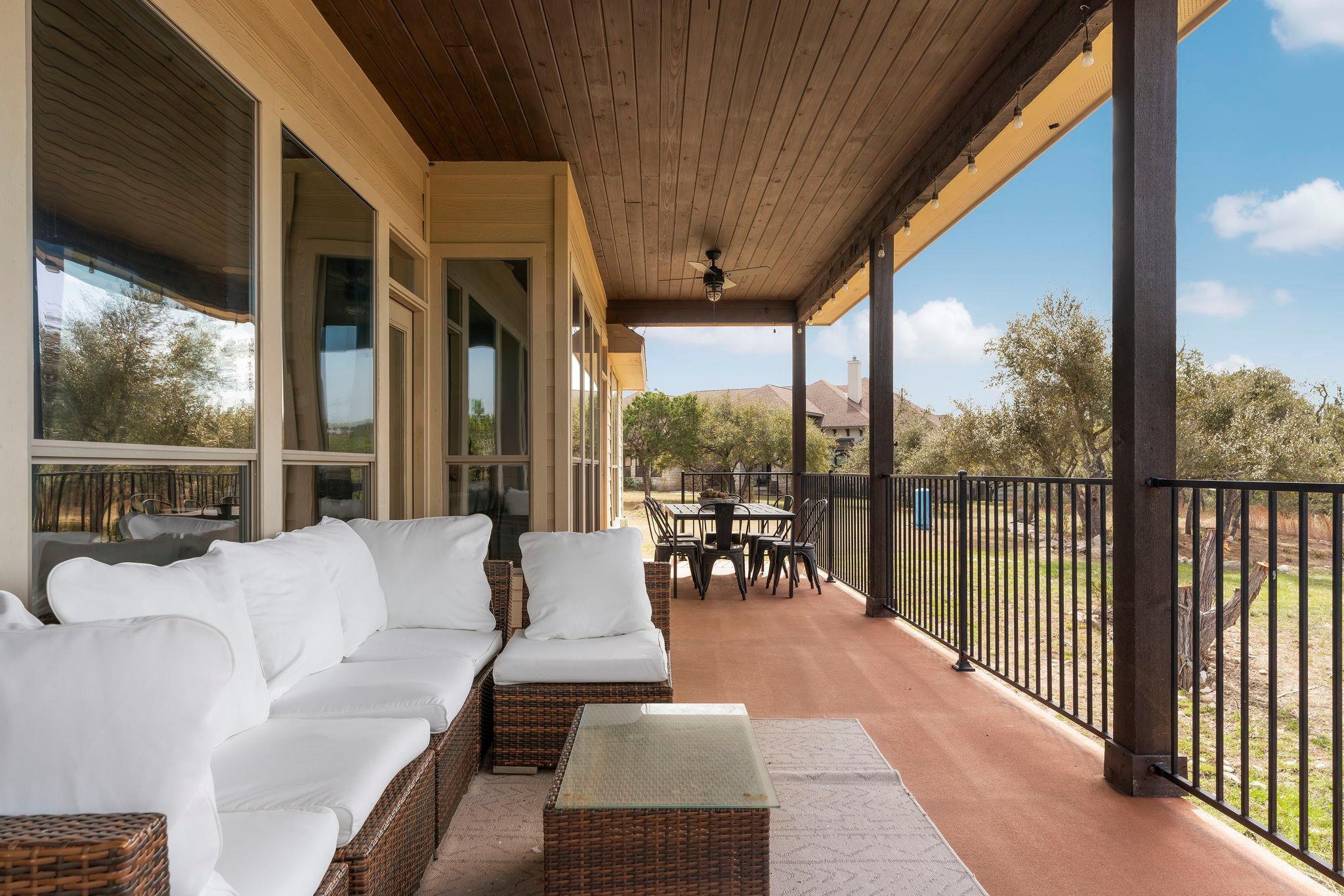 107 Hudson Ln, Dripping Springs, TX 78620
