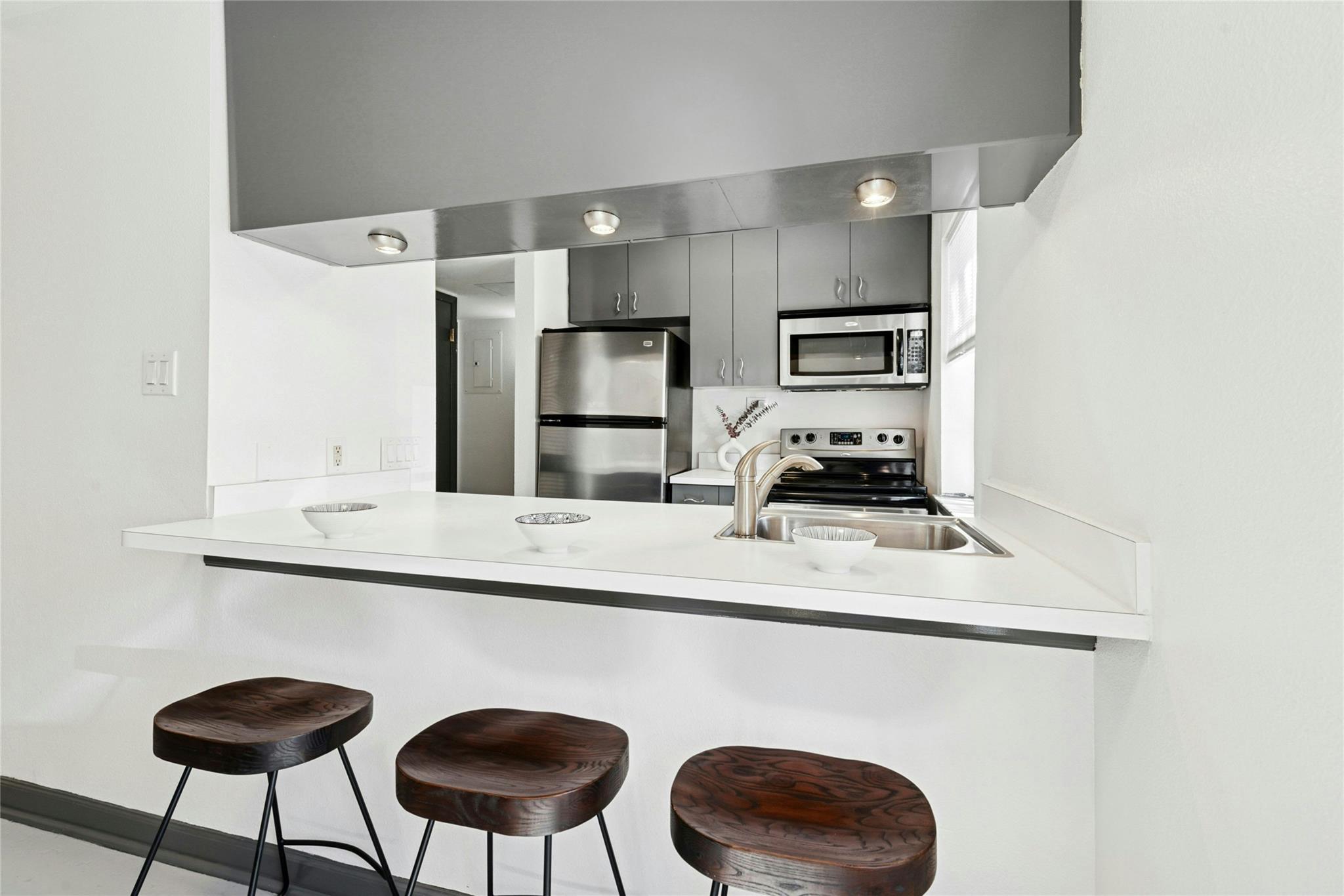 300 Crockett St # 118, Austin, TX 78704