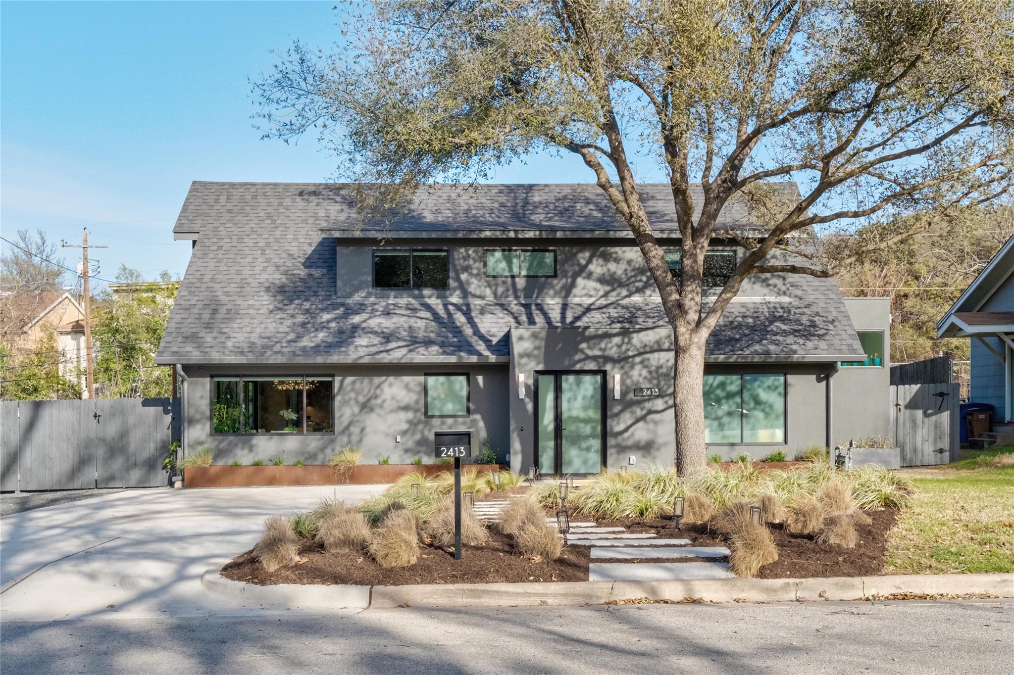 2413 Little John Ln, Austin, TX 78704