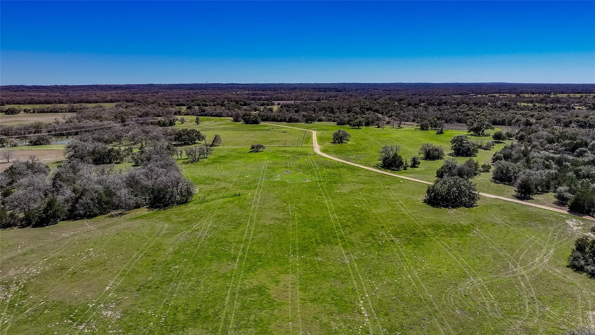 3817 FM 154 Rd, Muldoon, TX 78949