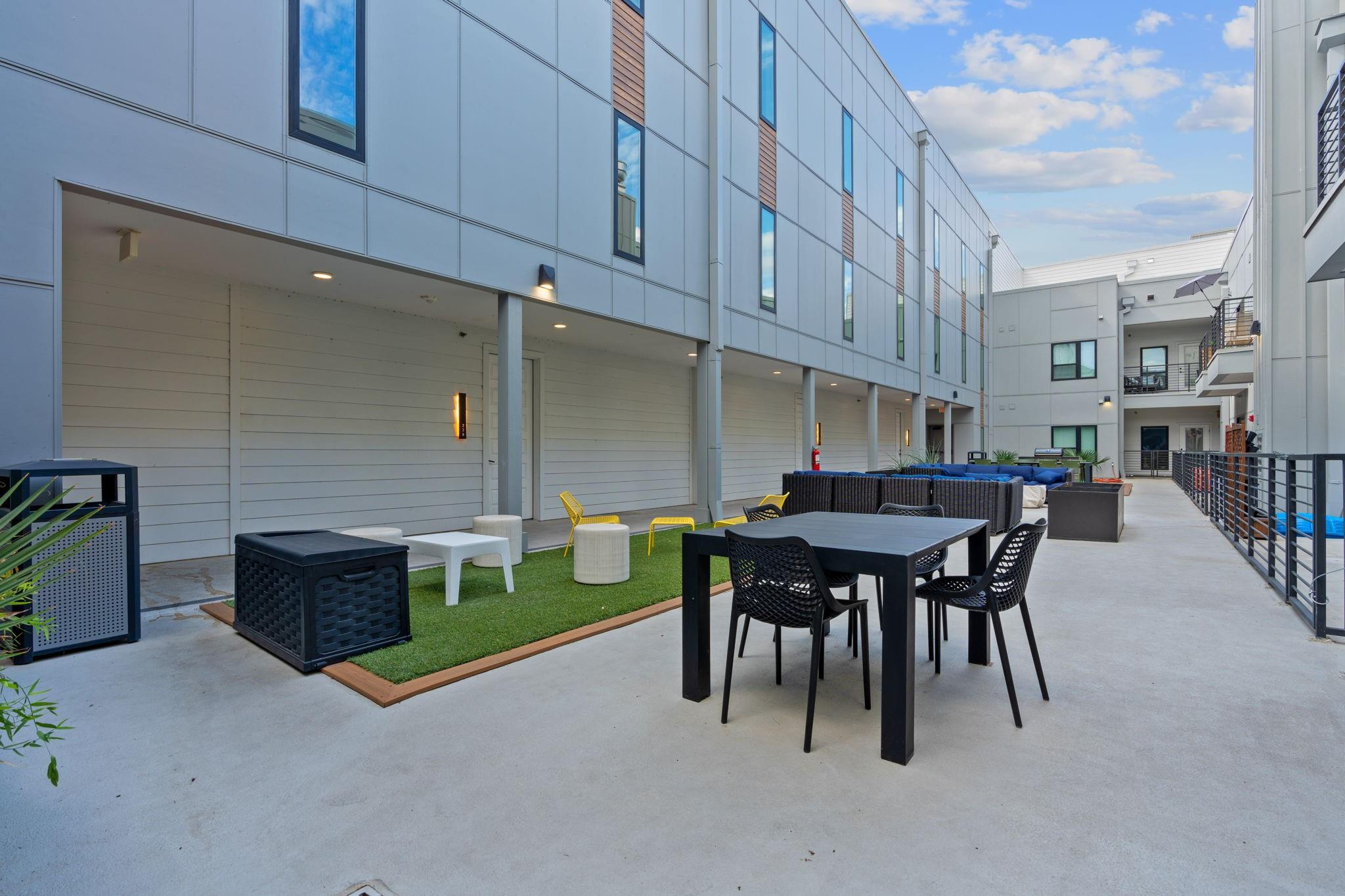 2220 Webberville Rd # 225, Austin, TX 78702