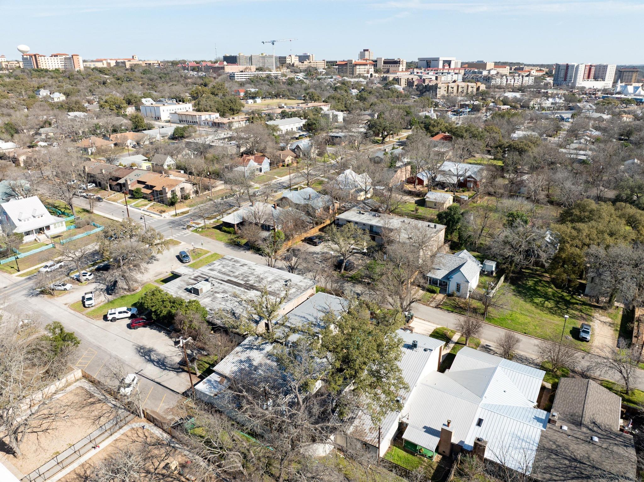 121 Scott St, San Marcos, TX 78666