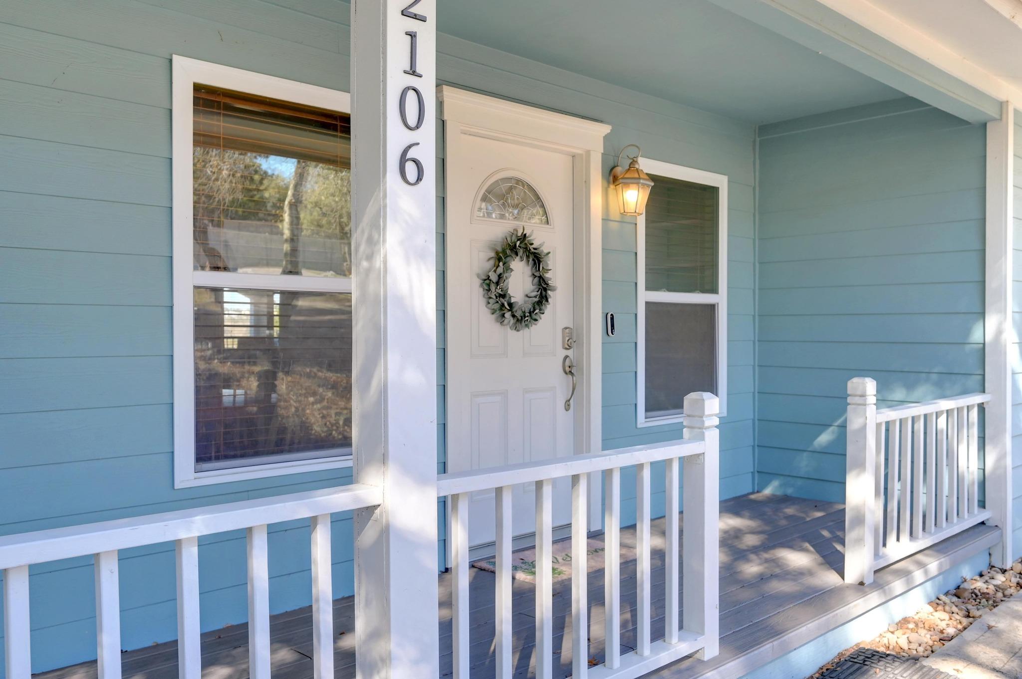 2106 Lakeshore Dr, Canyon Lake, TX 78133