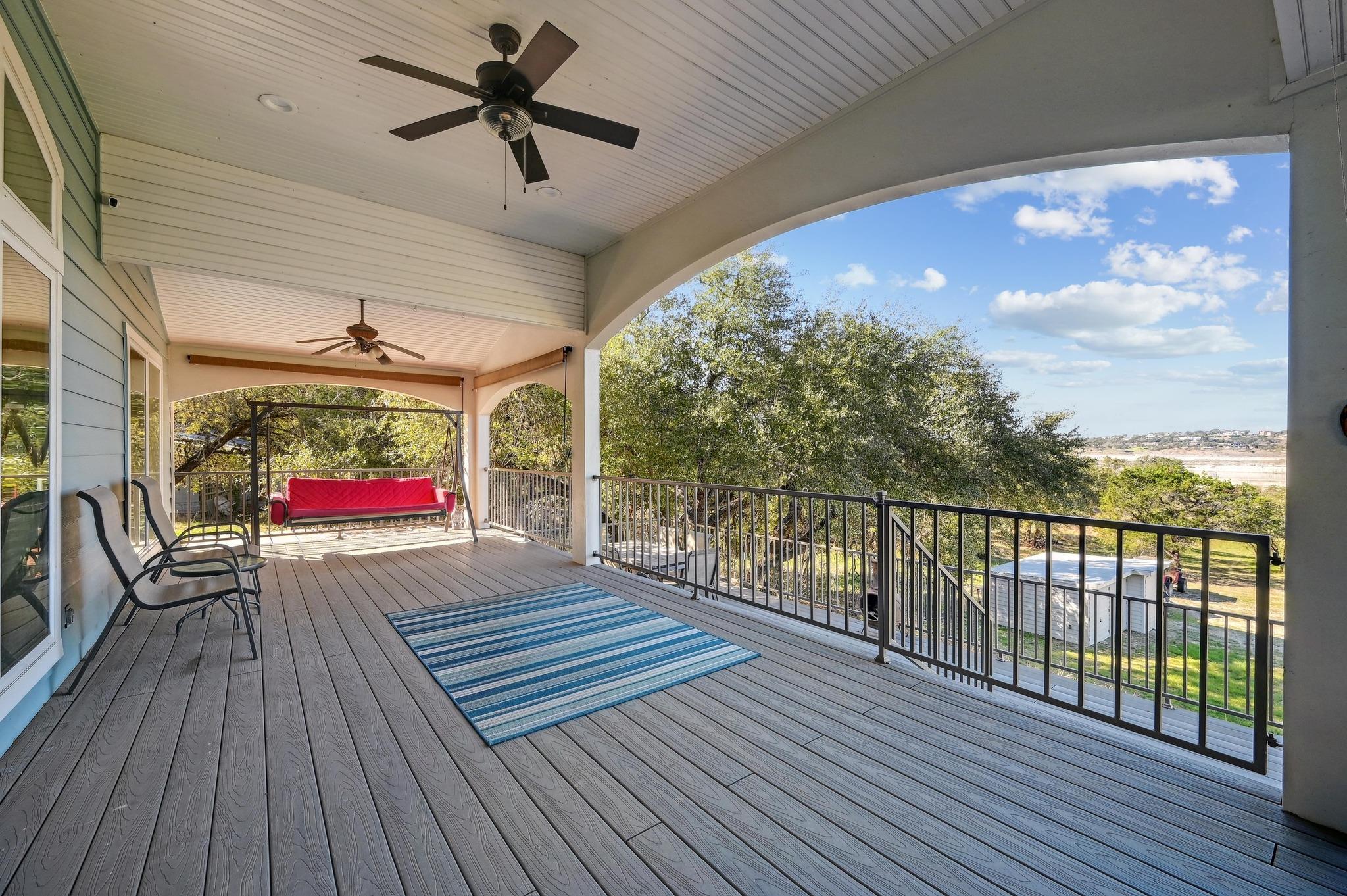 2106 Lakeshore Dr, Canyon Lake, TX 78133