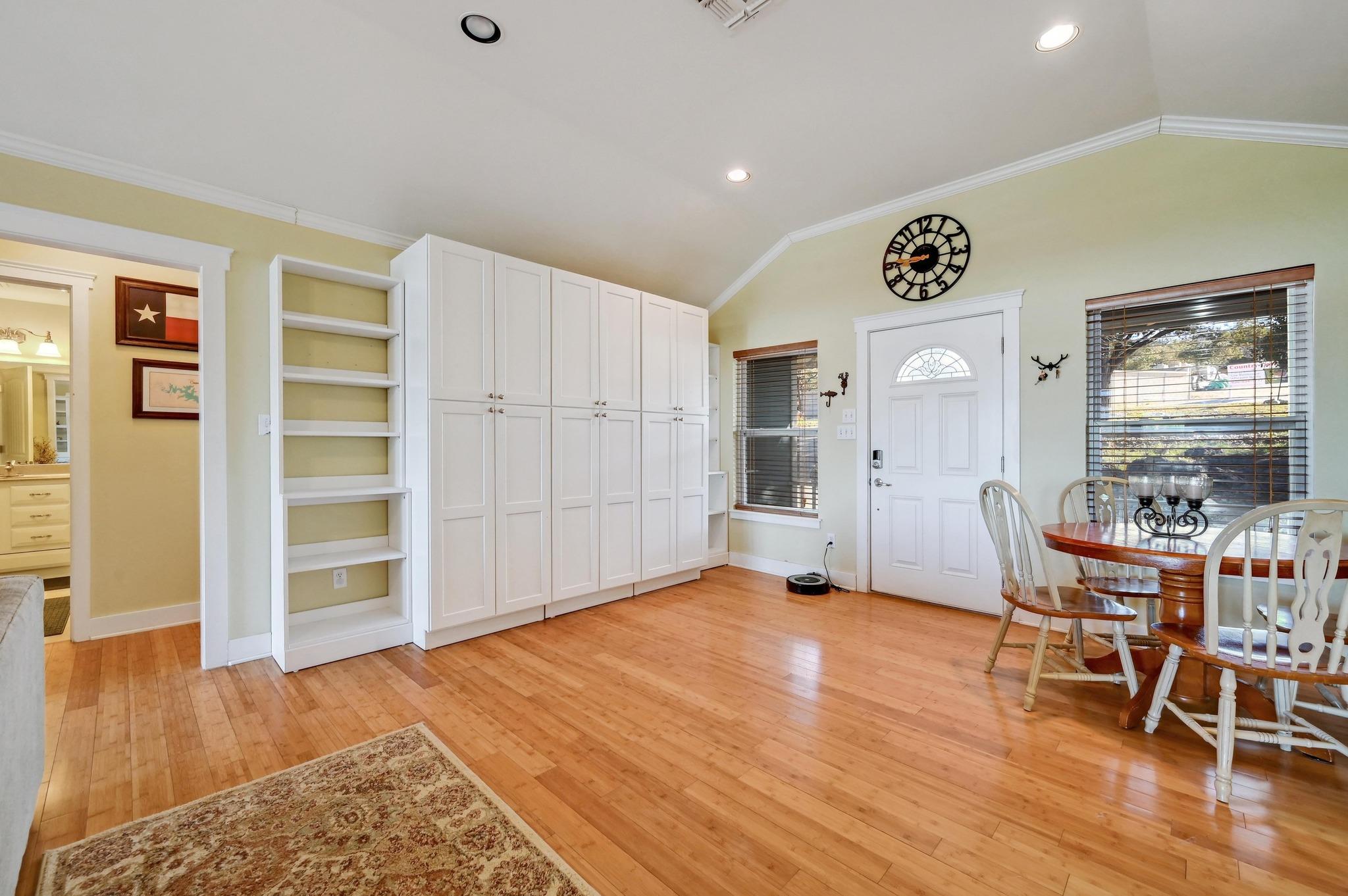 2106 Lakeshore Dr, Canyon Lake, TX 78133