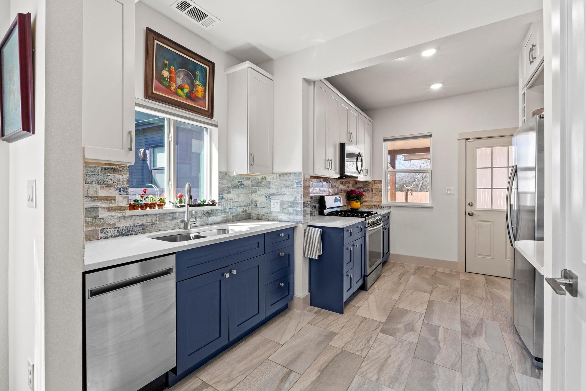 1102 Richardine Ave, Austin, TX 78721