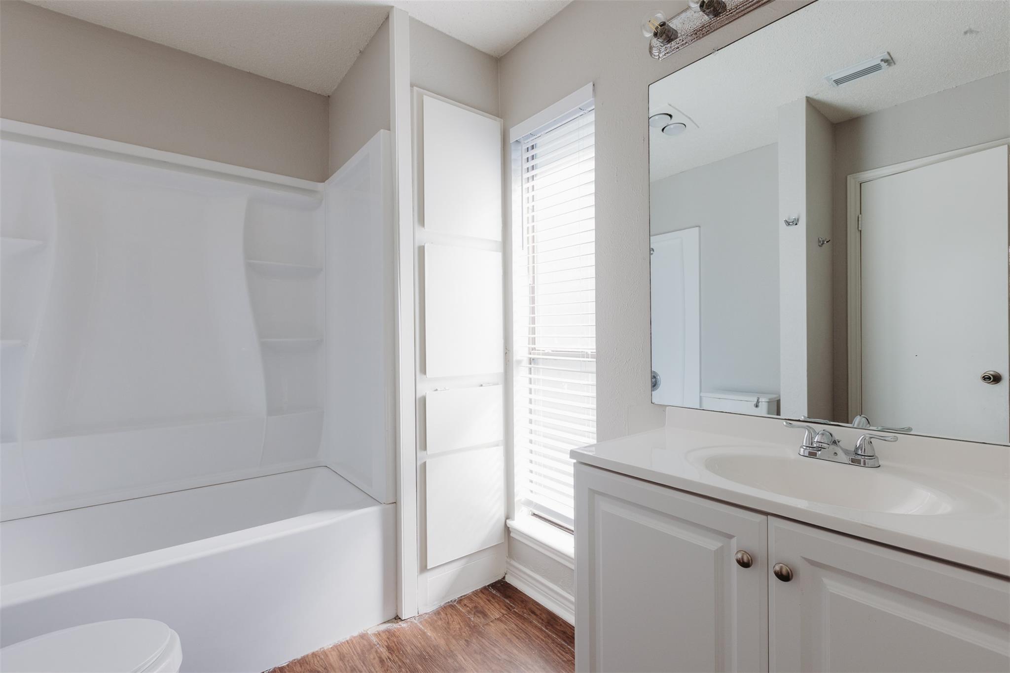 1205 Hyridge St, Round Rock, TX 78664