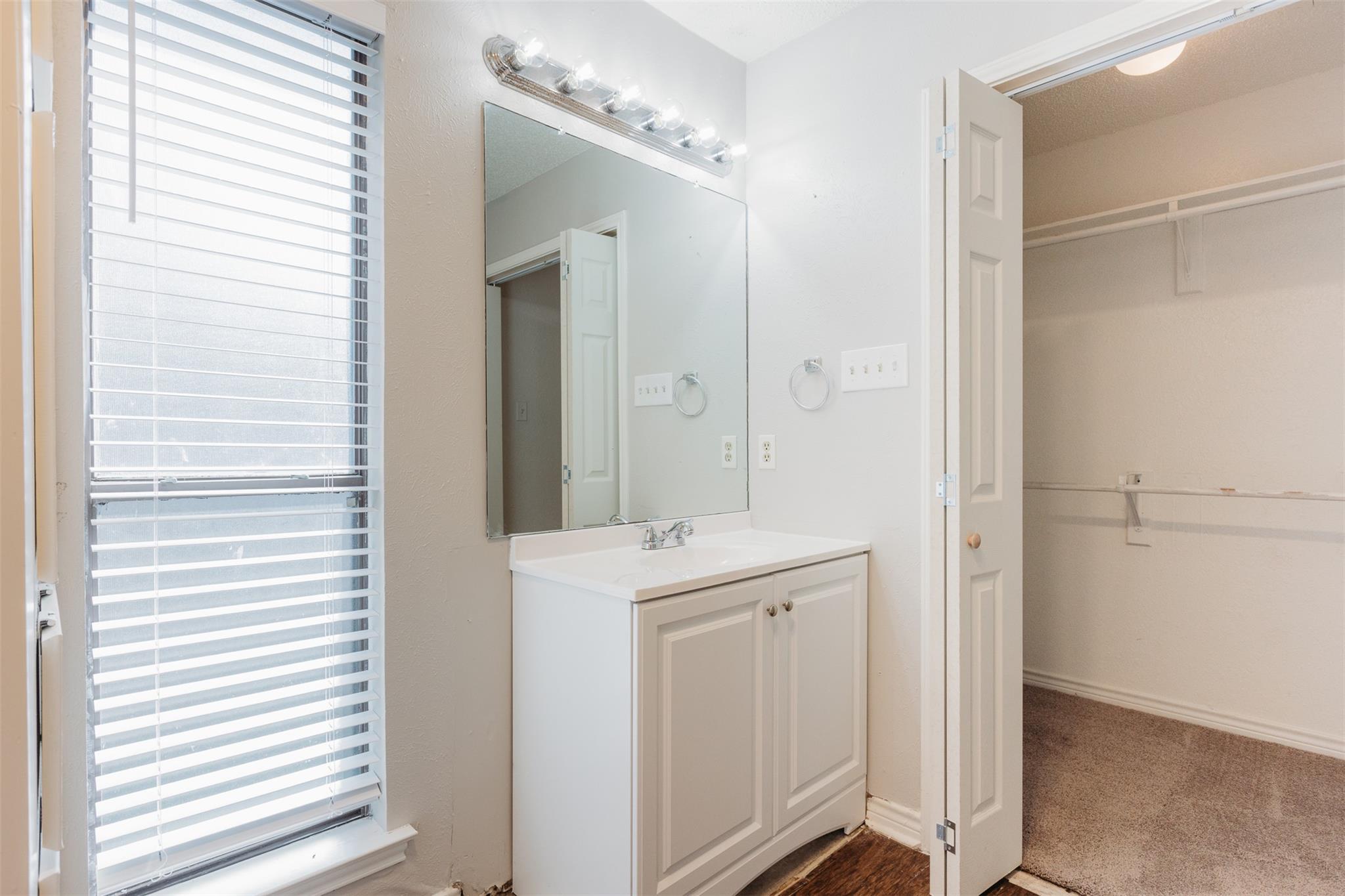 1205 Hyridge St, Round Rock, TX 78664