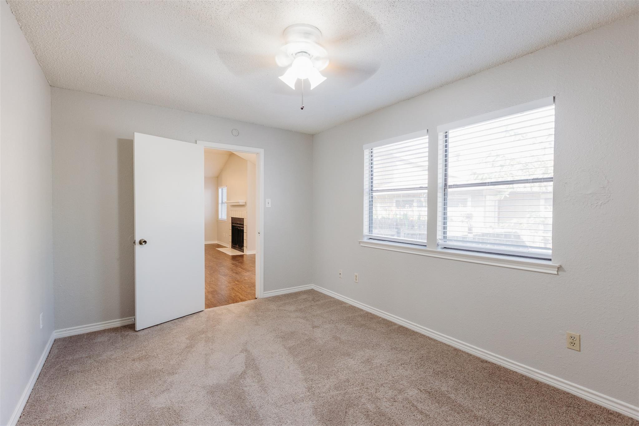 1205 Hyridge St, Round Rock, TX 78664