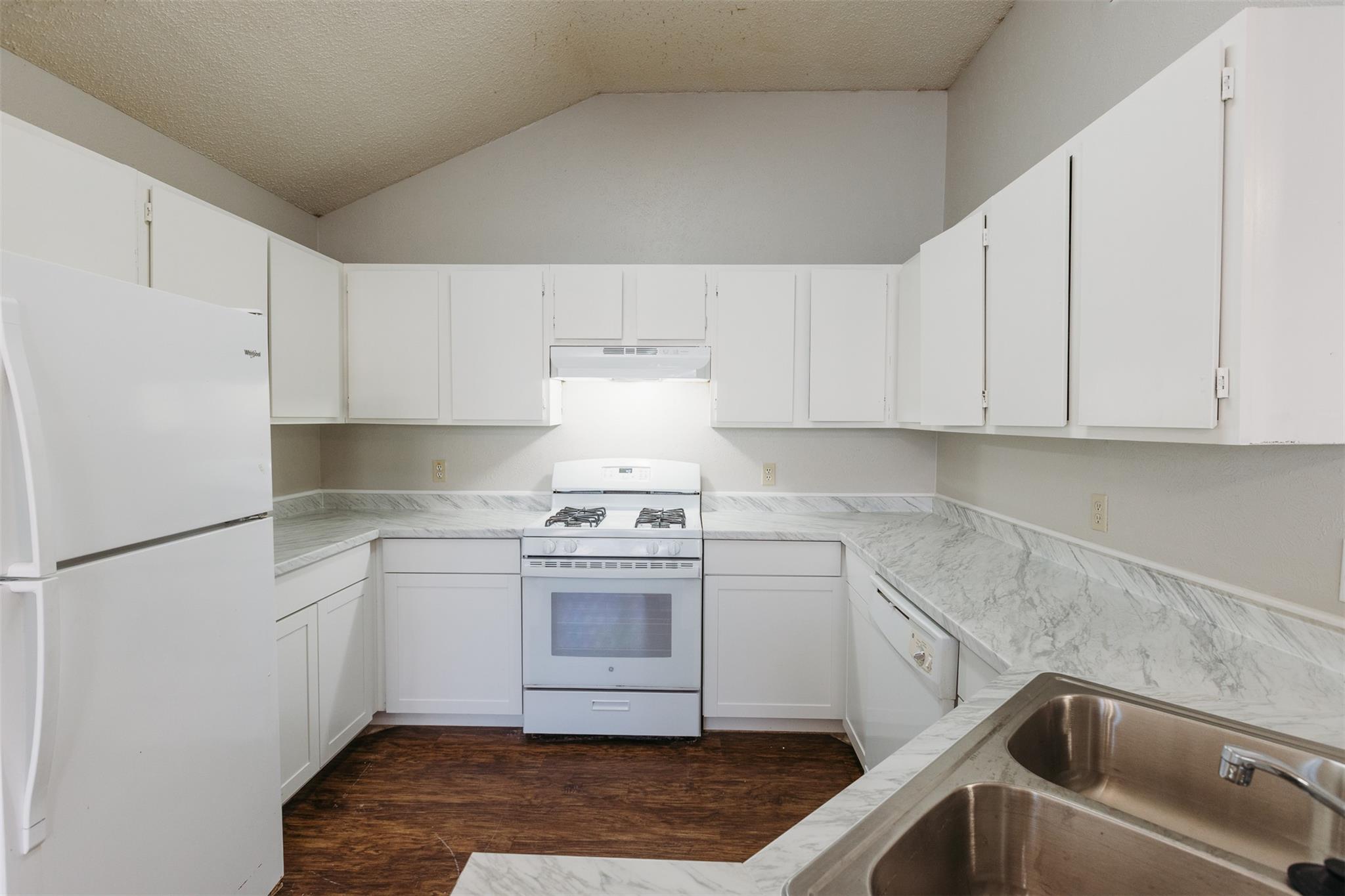 1205 Hyridge St, Round Rock, TX 78664