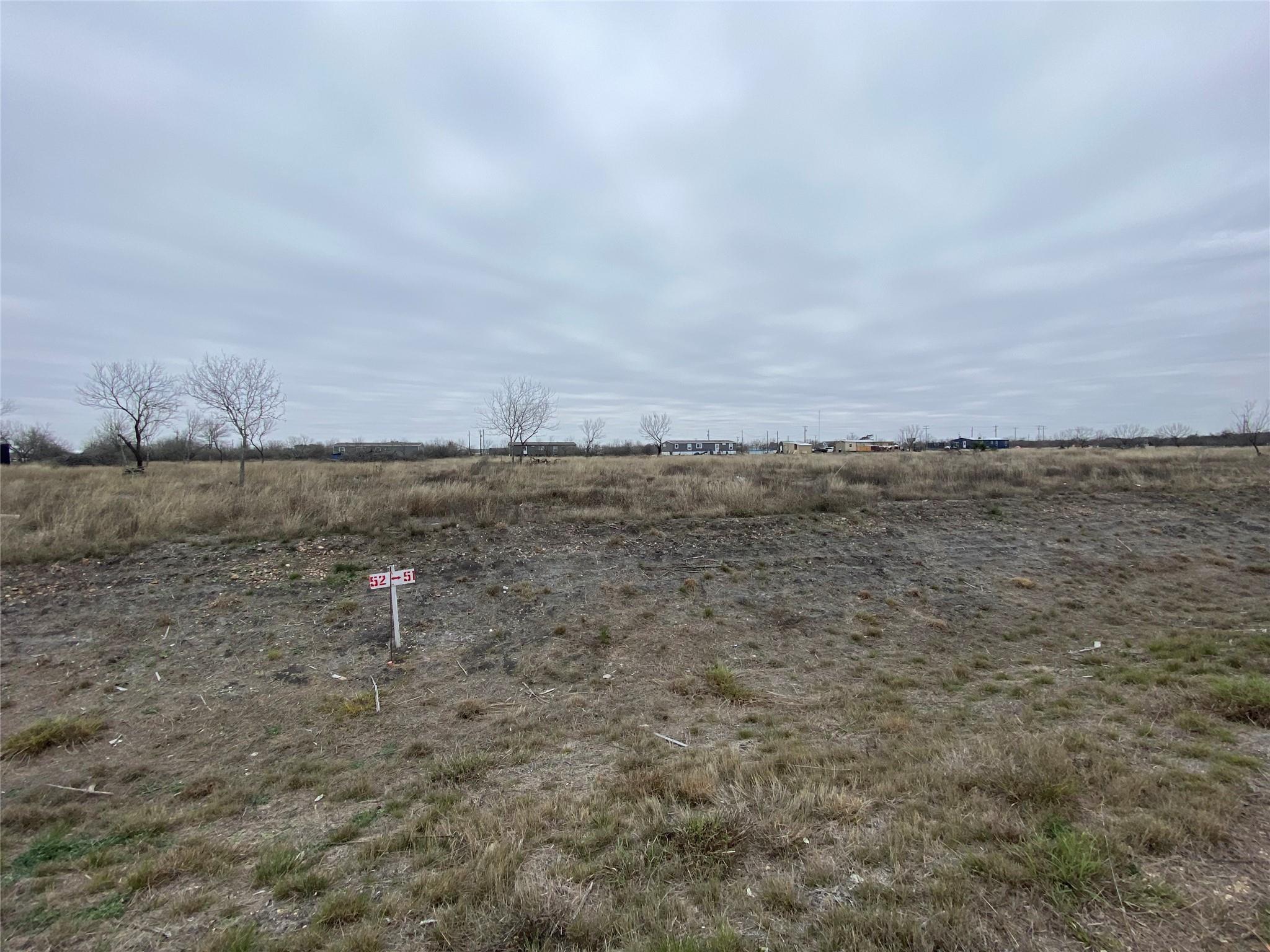 316 Lobo Loop, Hondo, TX 78861