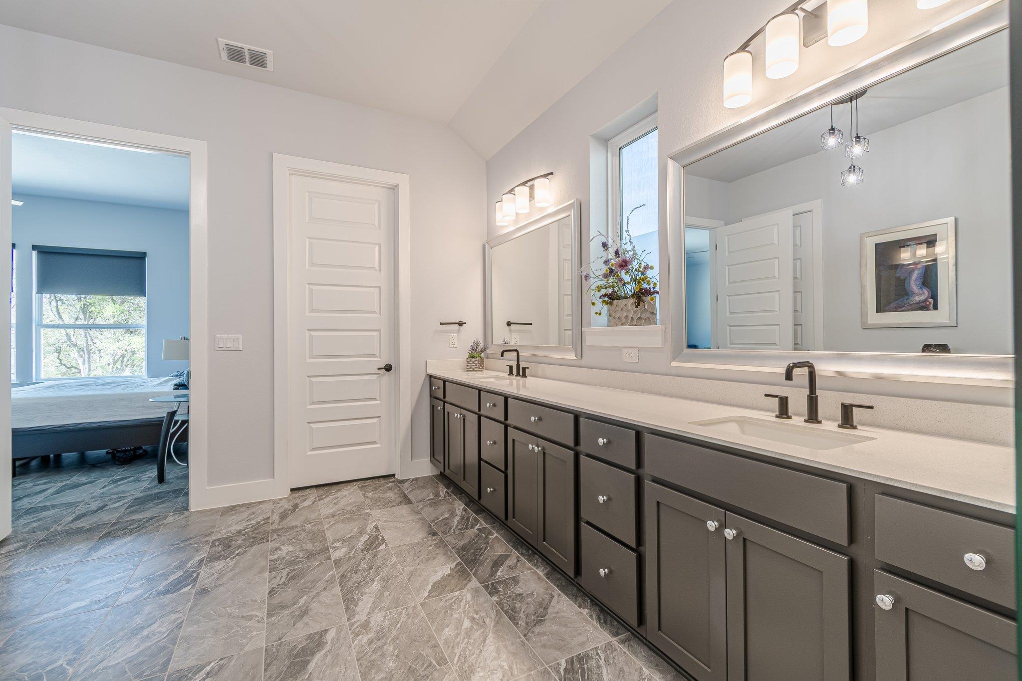253 Sweeping Sage Ln, San Marcos, TX 78666