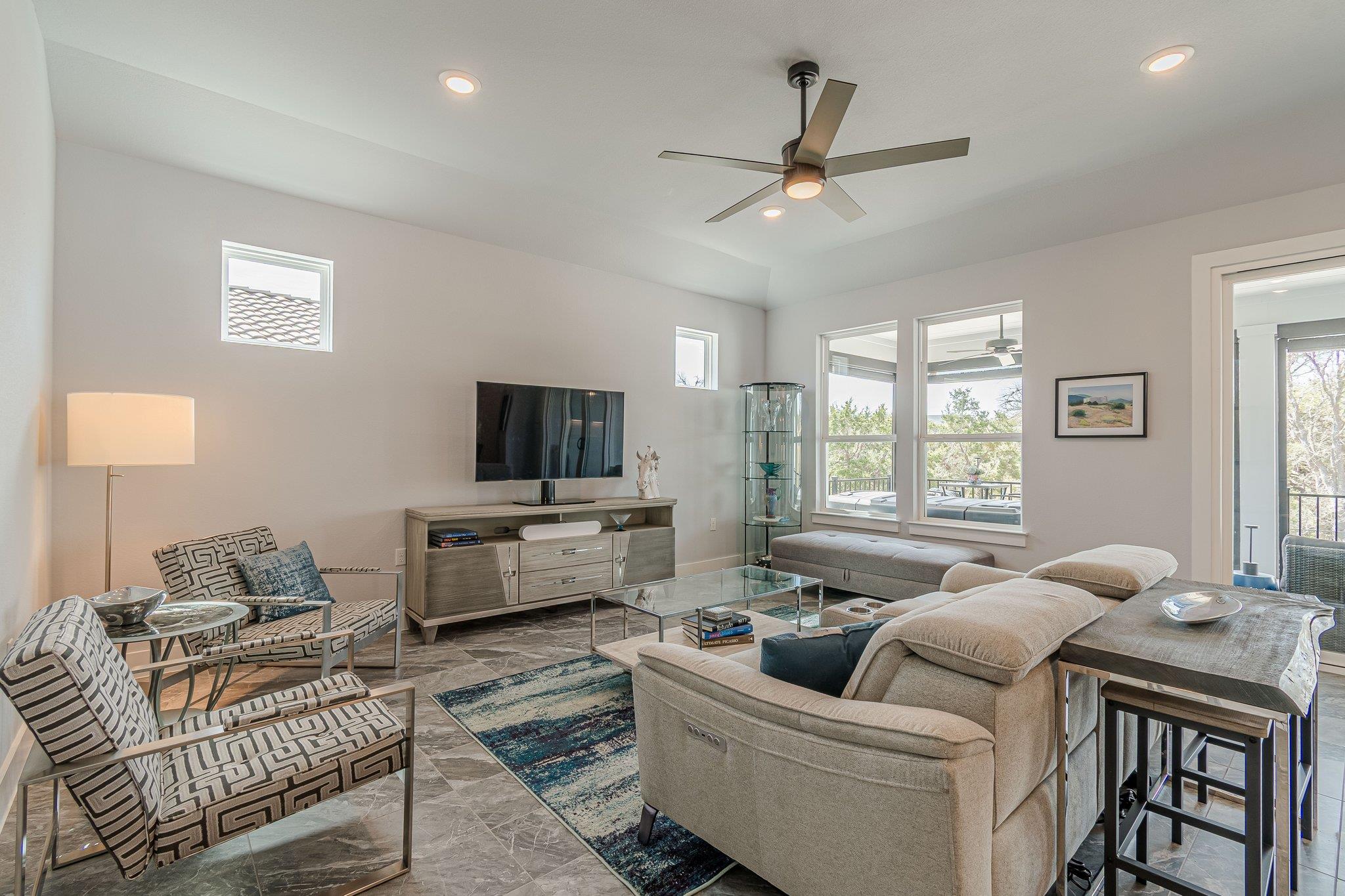 253 Sweeping Sage Ln, San Marcos, TX 78666