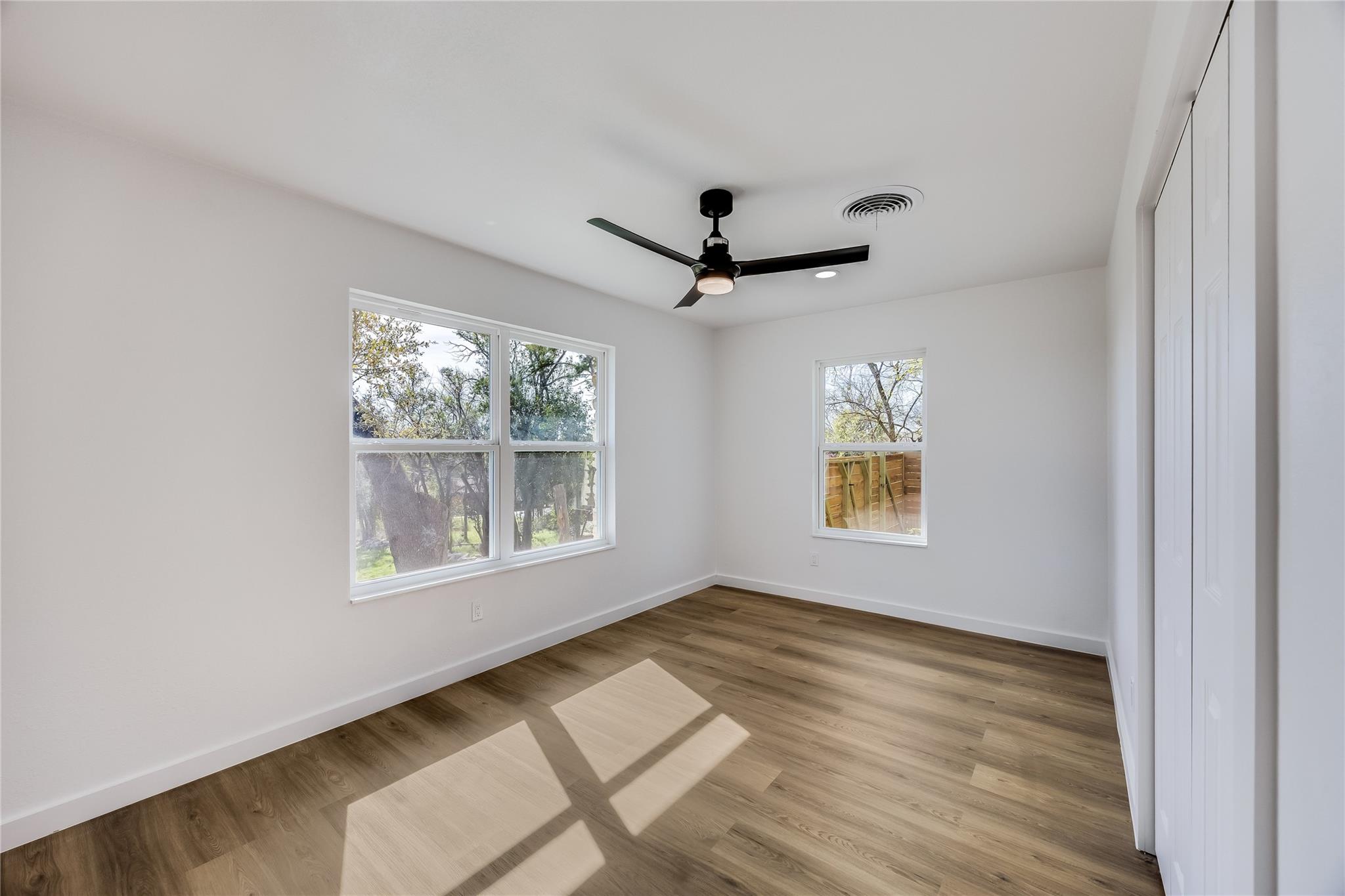 11704 Indianhead Dr, Austin, TX 78753