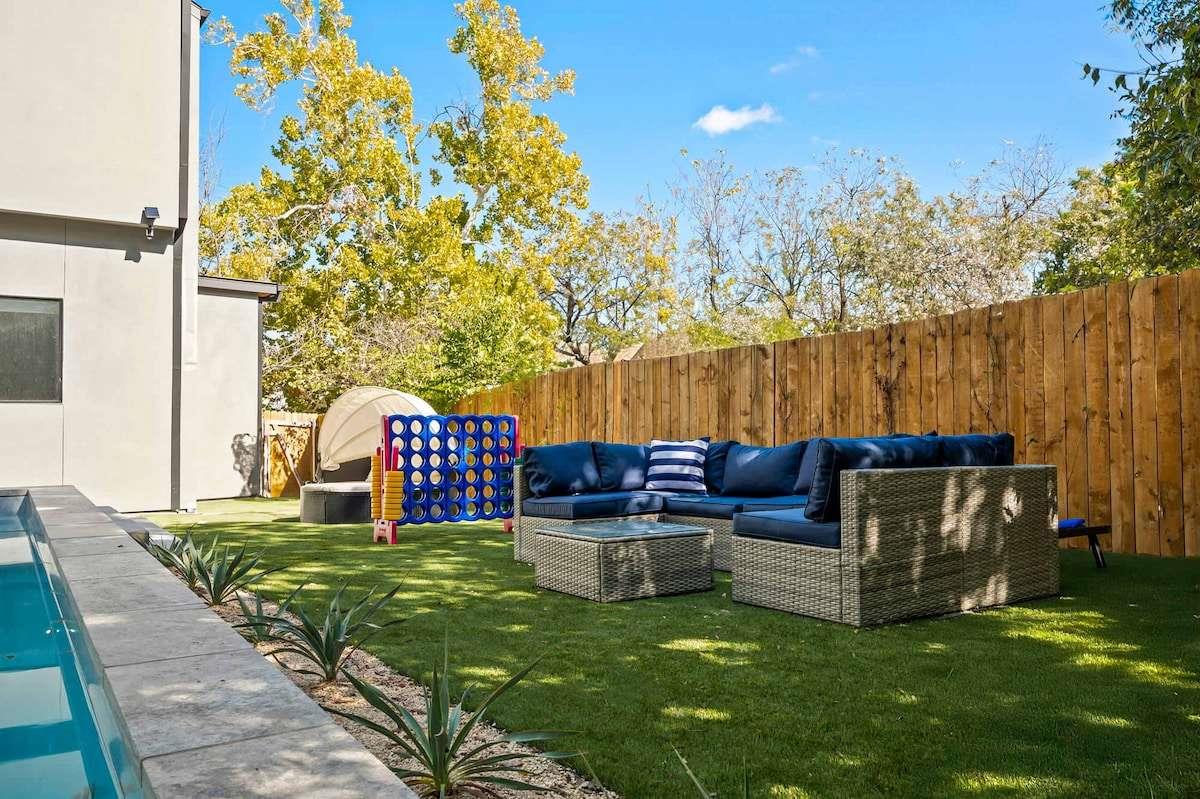 705 Huerta St # A, Austin, TX 78704