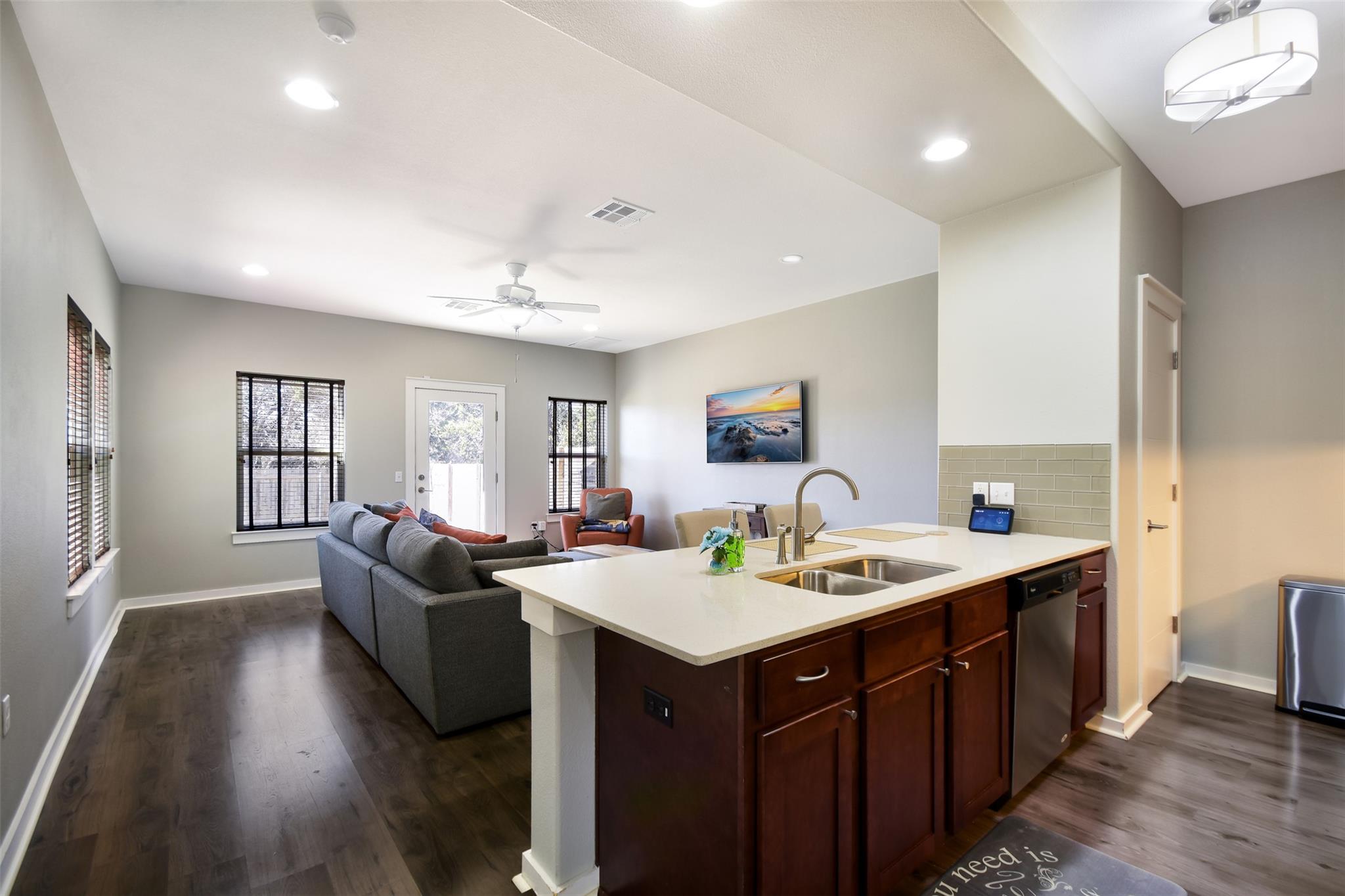8933 Parker Ranch Cir # B, Austin, TX 78748
