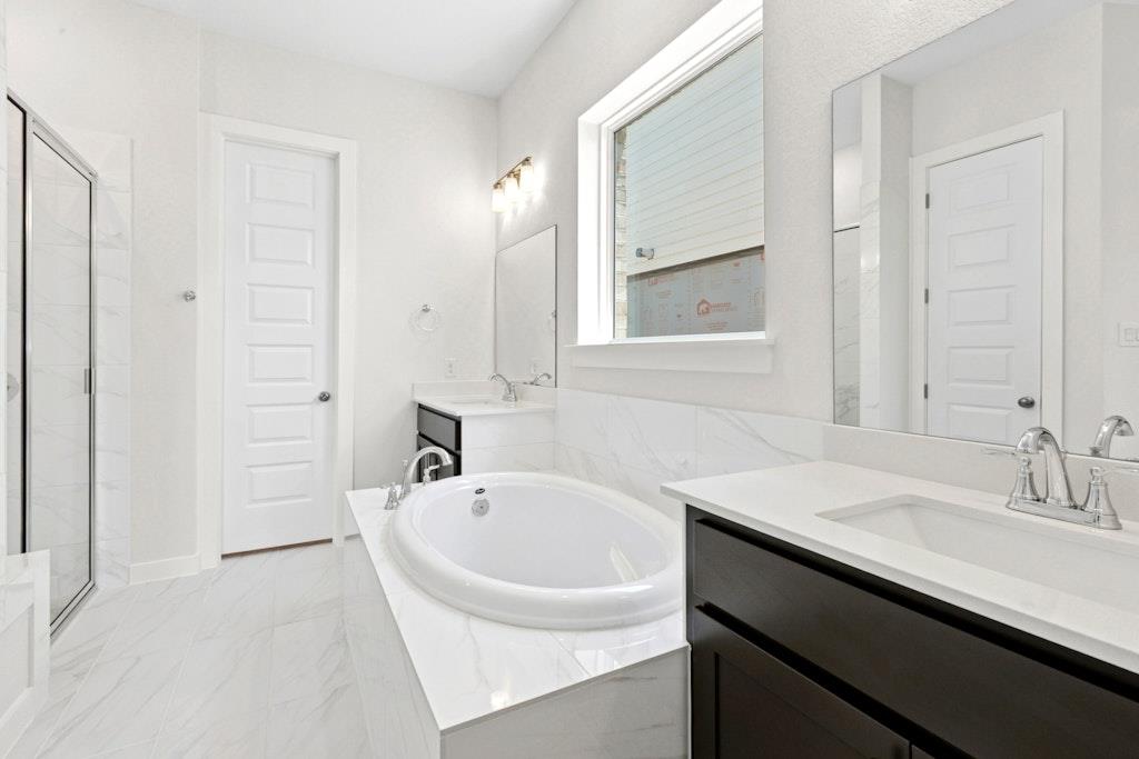 4403 College Square Dr, Round Rock, TX 78665