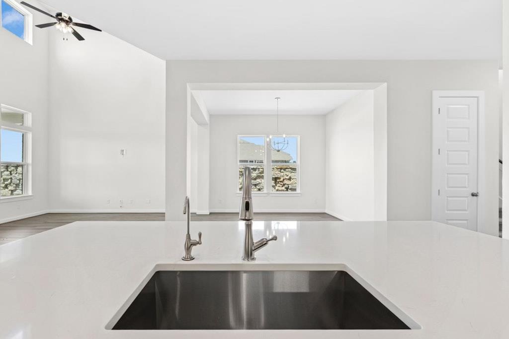 4403 College Square Dr, Round Rock, TX 78665