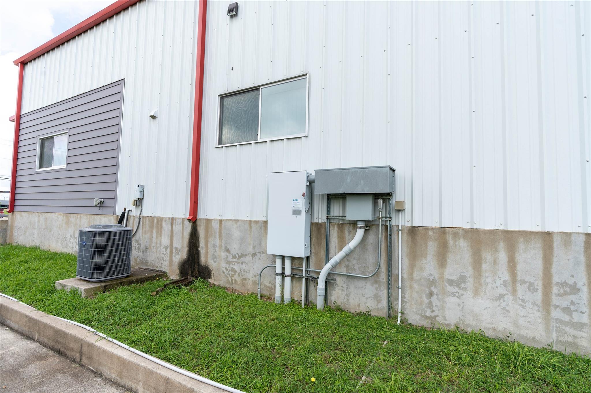 113 Bufkin Ln, Lockhart, TX 78644