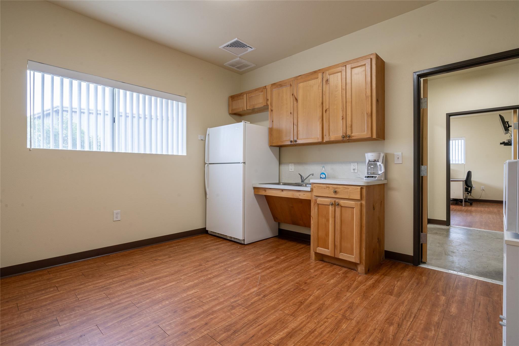 113 Bufkin Ln, Lockhart, TX 78644