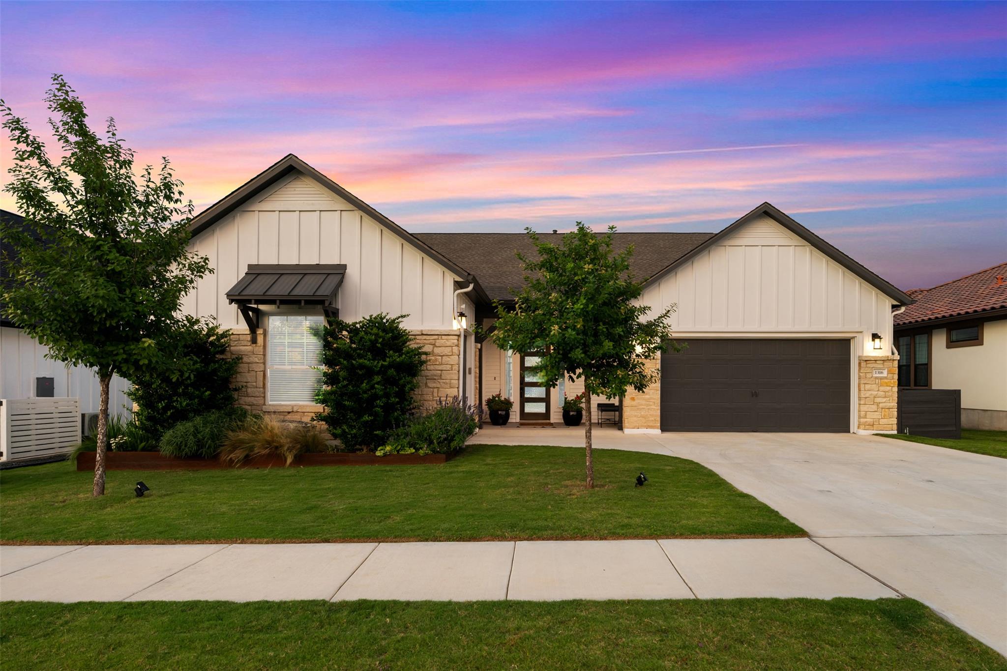 1316 Dancing Oak Ln, San Marcos, TX 78666