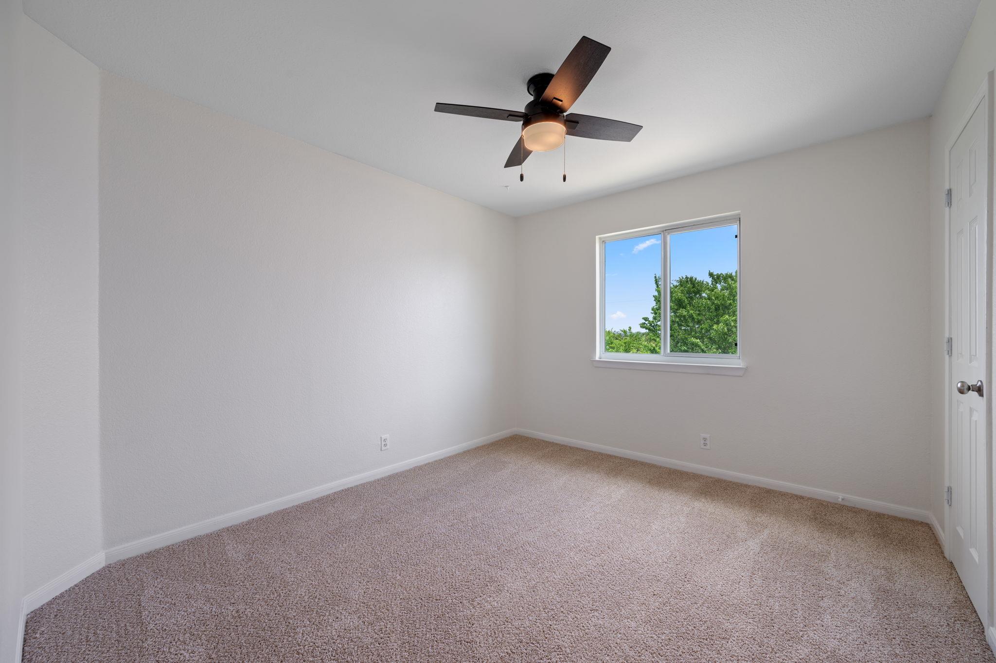 907 Pecos Cv, Leander, TX 78641