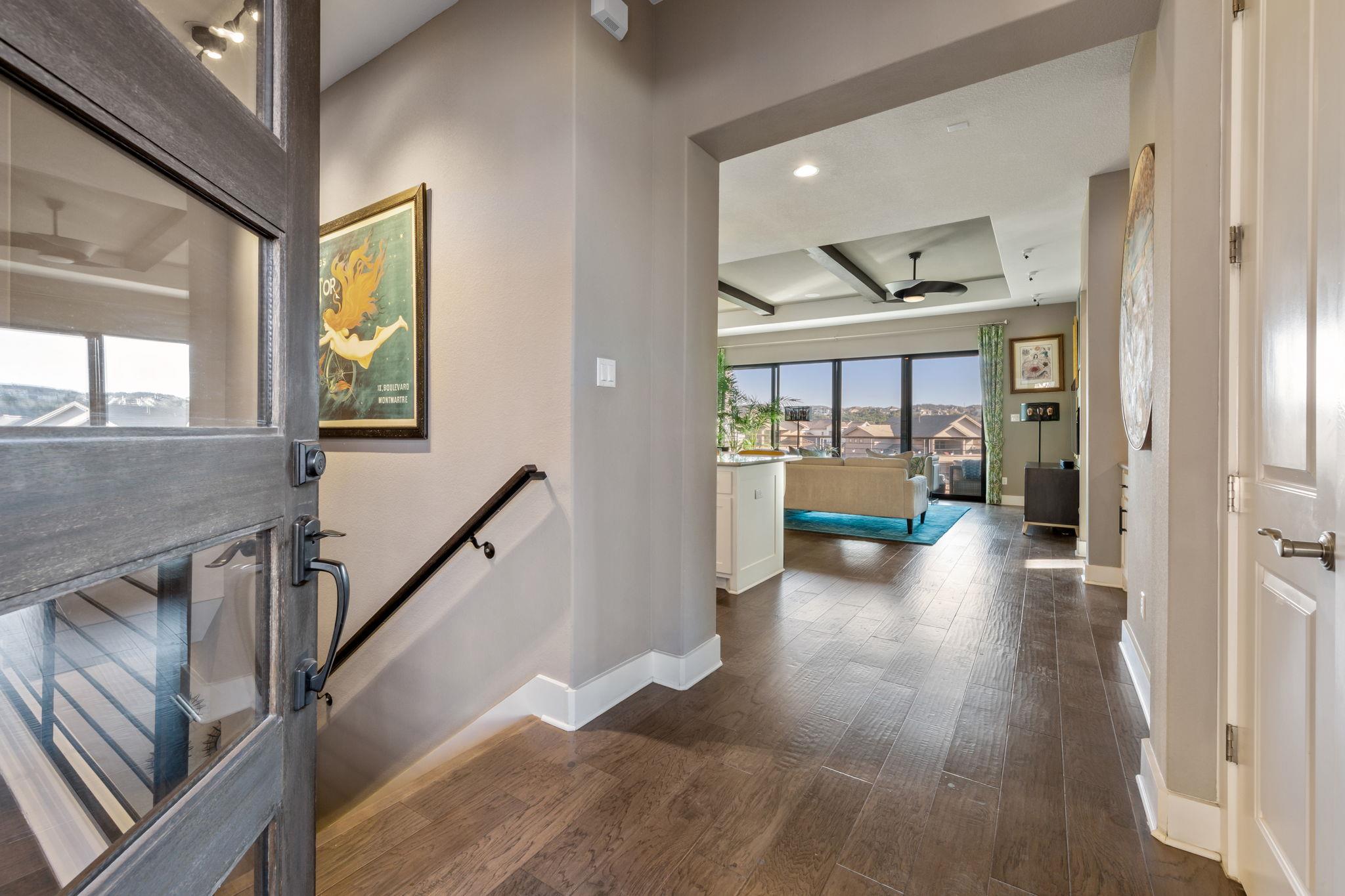 200 Marina View Way, Lakeway, TX 78734
