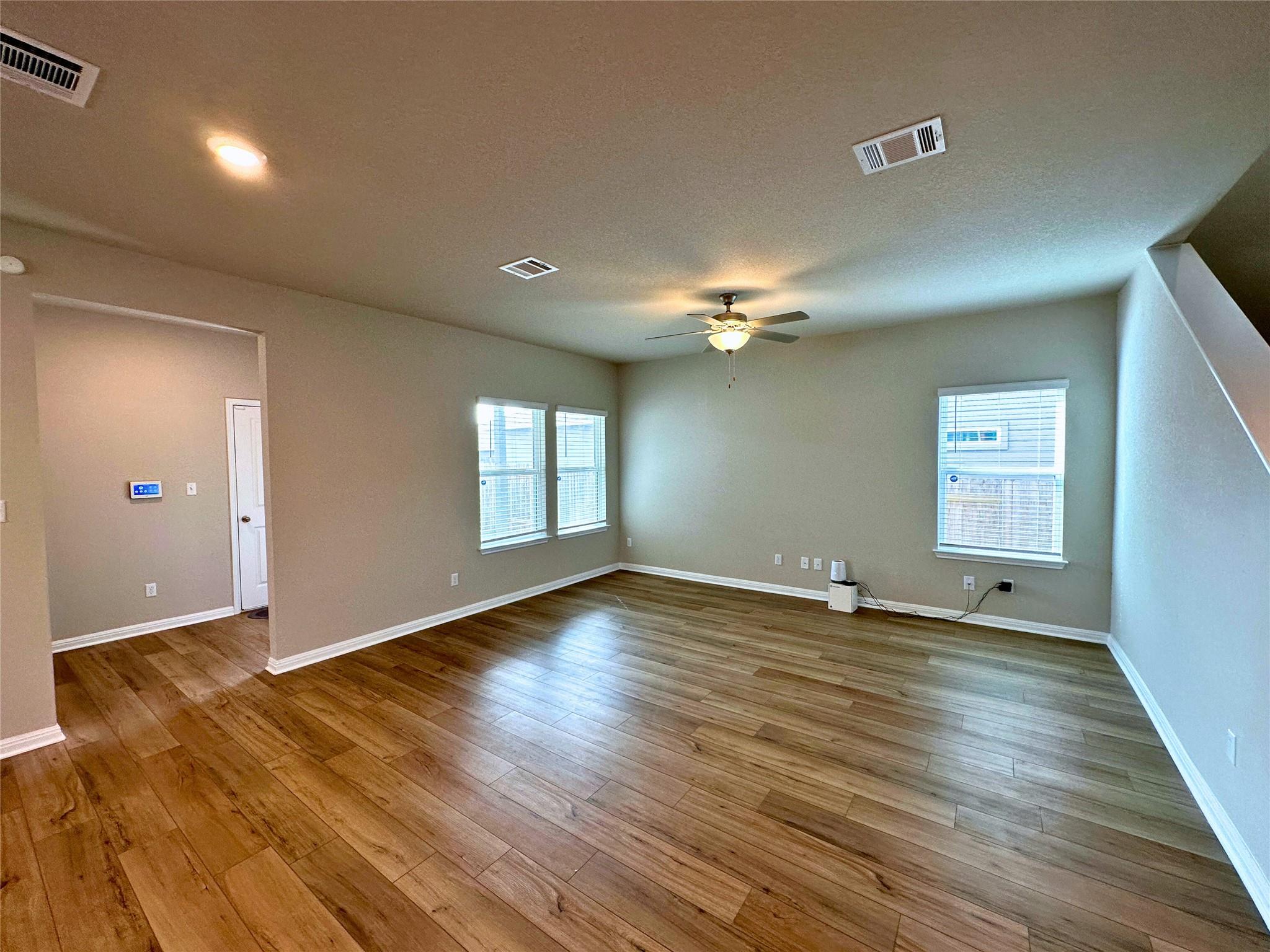 111 Magnolia Ranch Ln, Hutto, TX 78634
