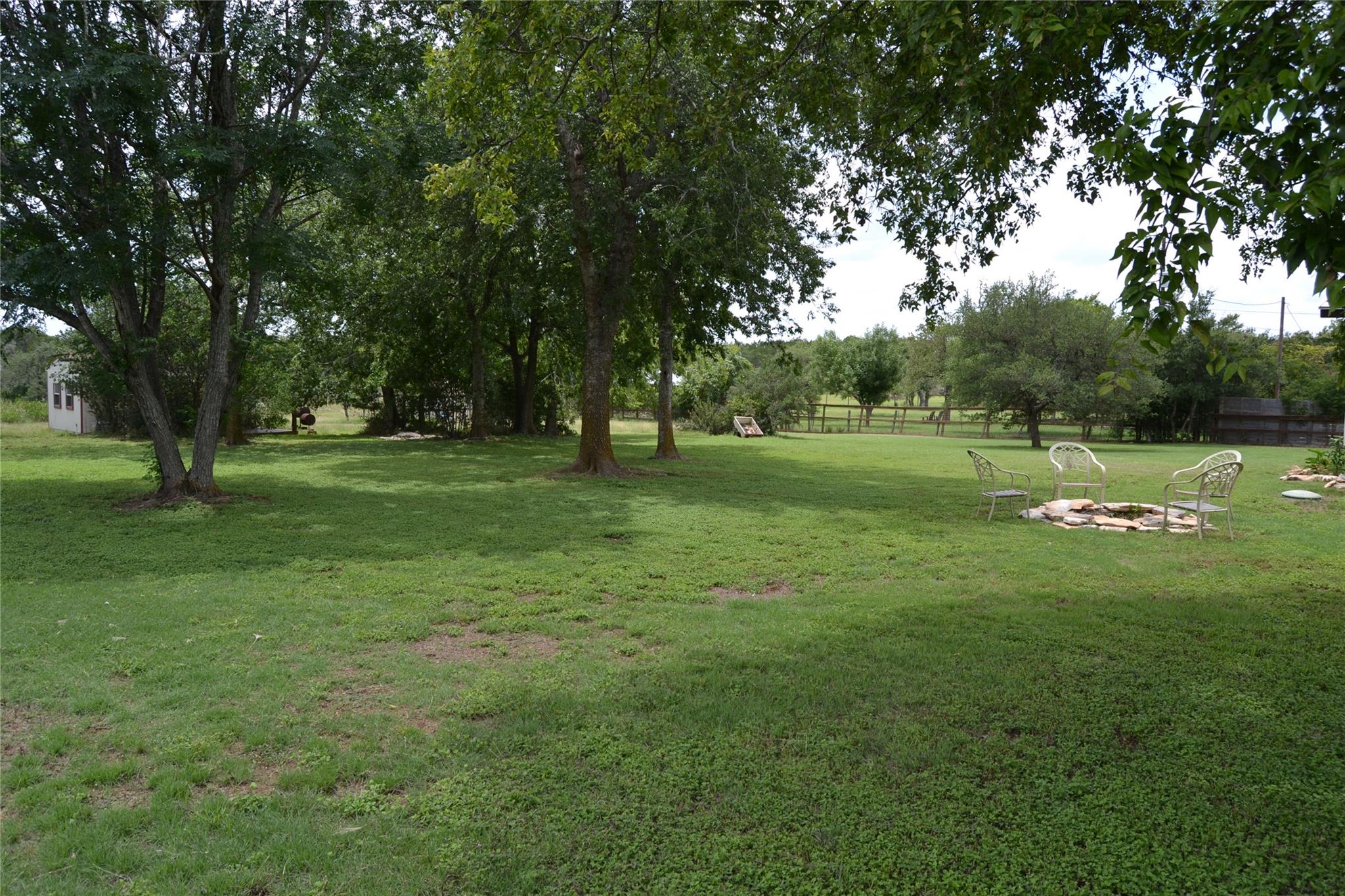 718 Post Oak Dr, Dripping Springs, TX 78620