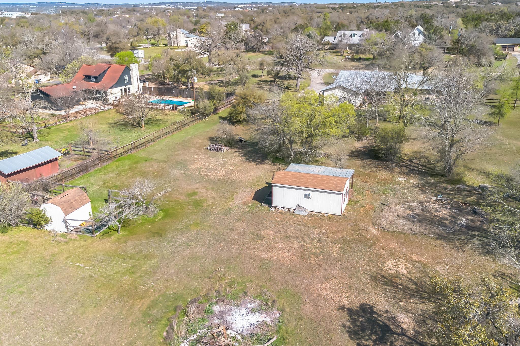 718 Post Oak Dr, Dripping Springs, TX 78620