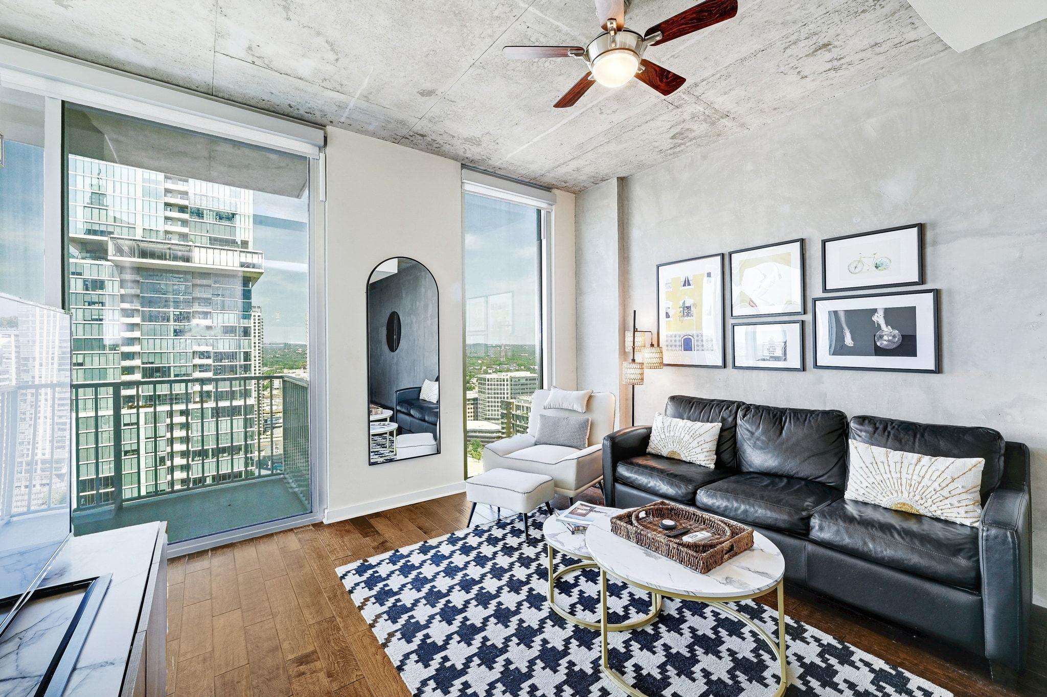 360 Nueces St # 2808, Austin, TX 78701