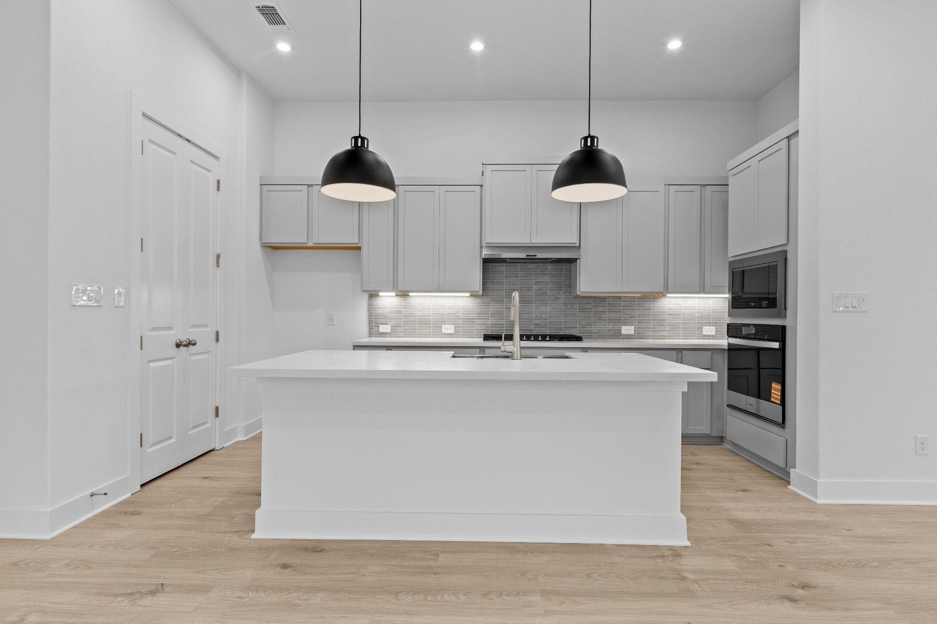 421 Hickory Springs Trl, Georgetown, TX 78628