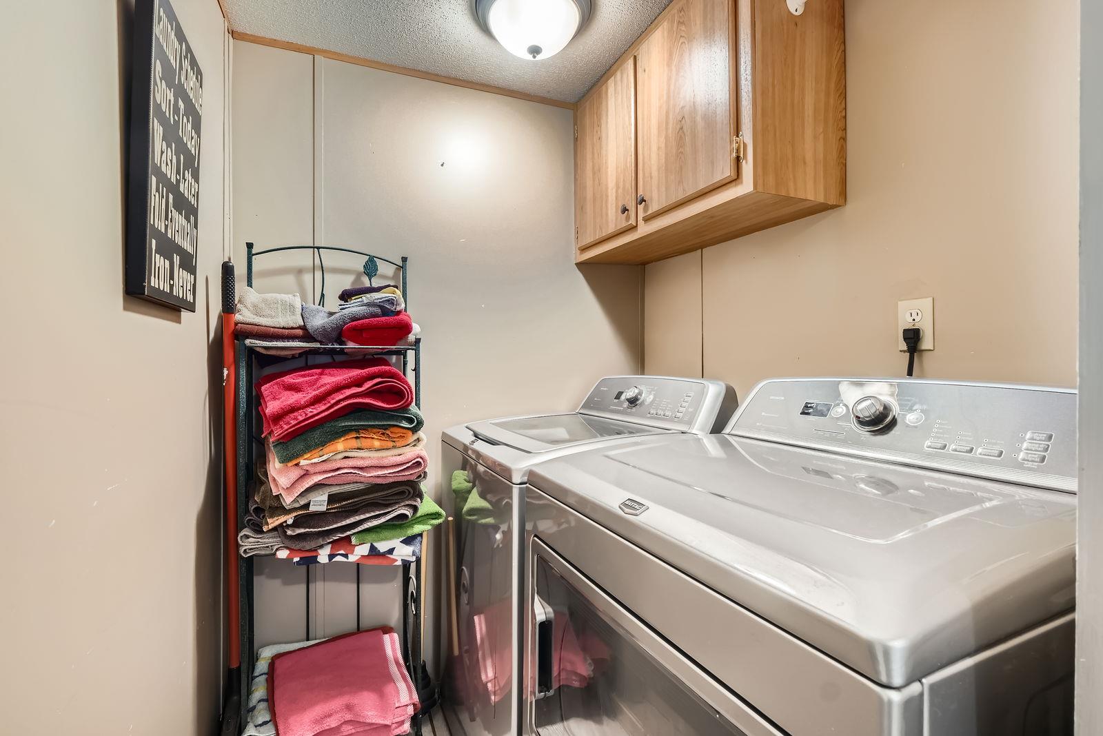 161 Antelope Ln, Seguin, TX 78155