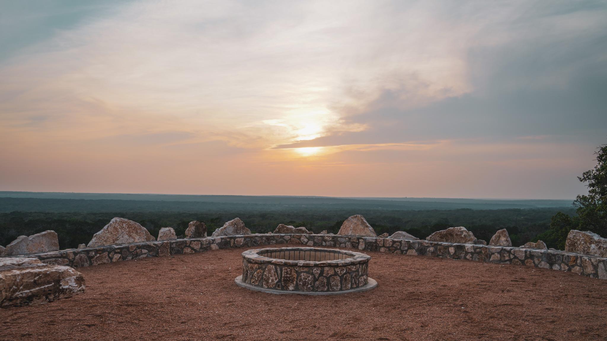 104 YO Ranch Road NW, Mountain Home, TX 78058