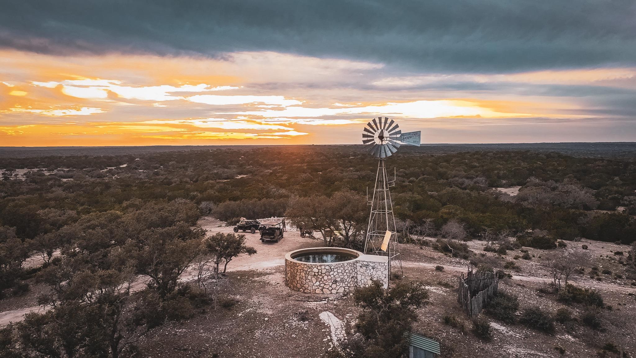 104 YO Ranch Road NW, Mountain Home, TX 78058