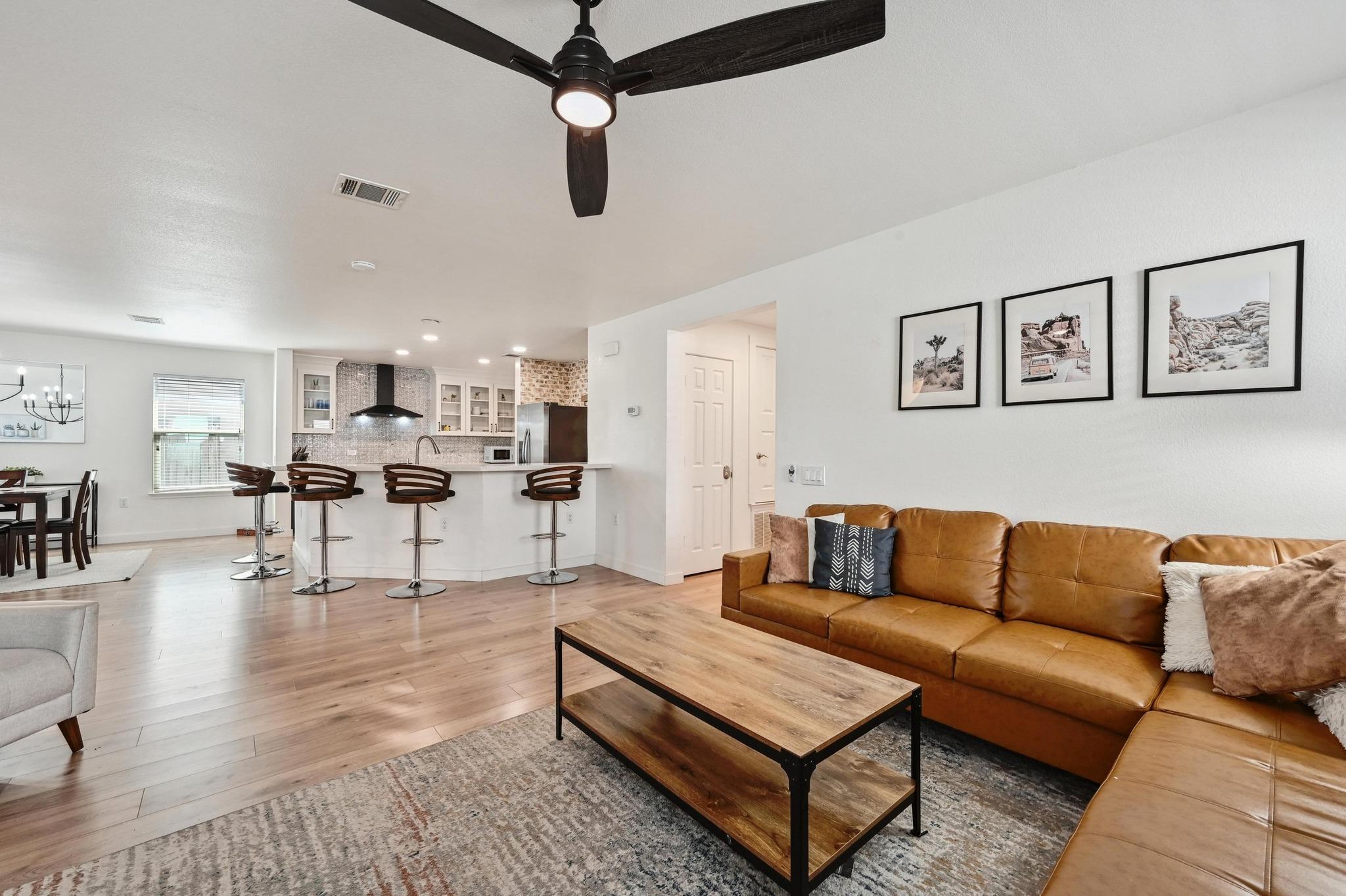 7004 Ashen Ln, Austin, TX 78747