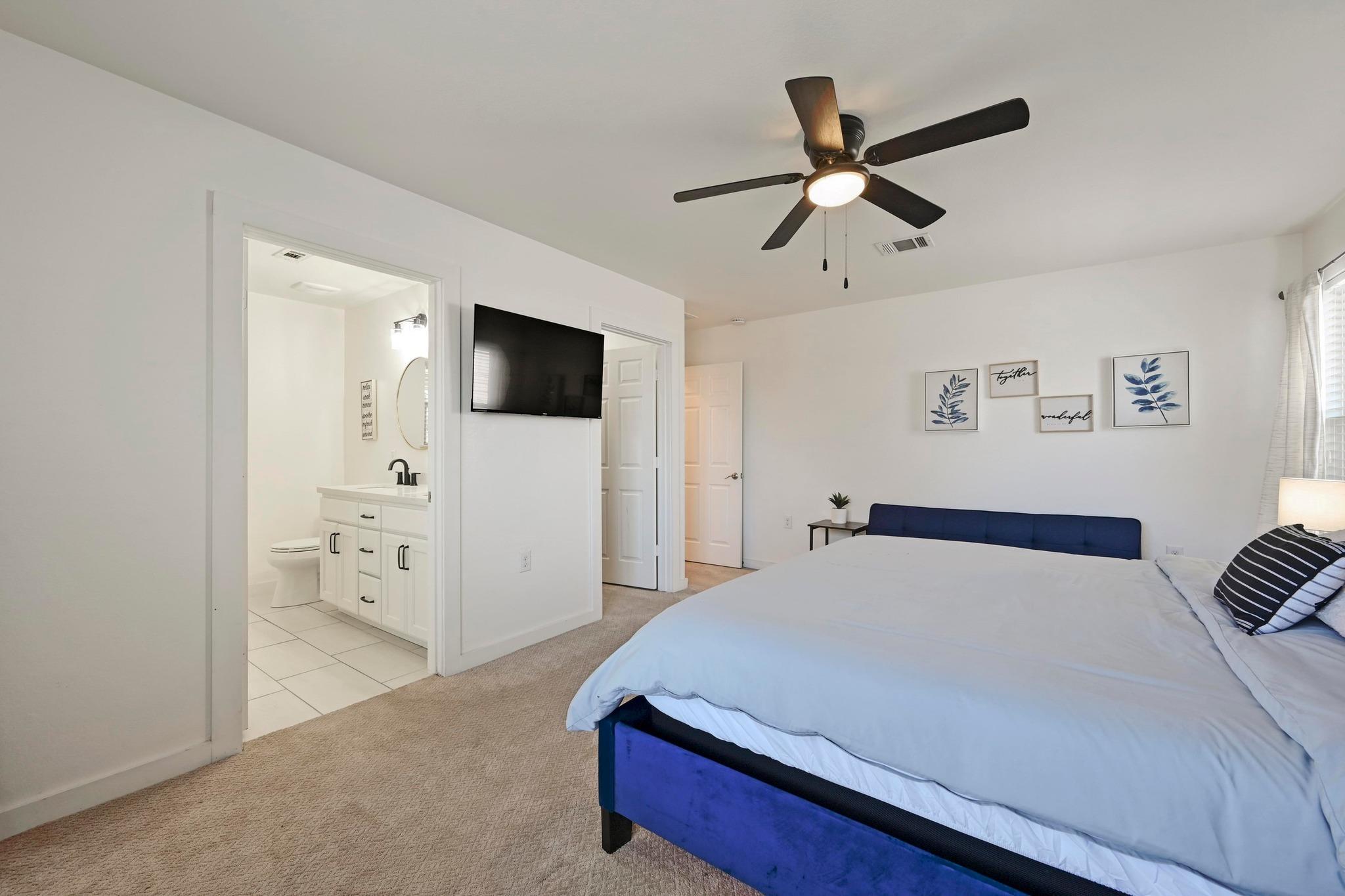 7004 Ashen Ln, Austin, TX 78747