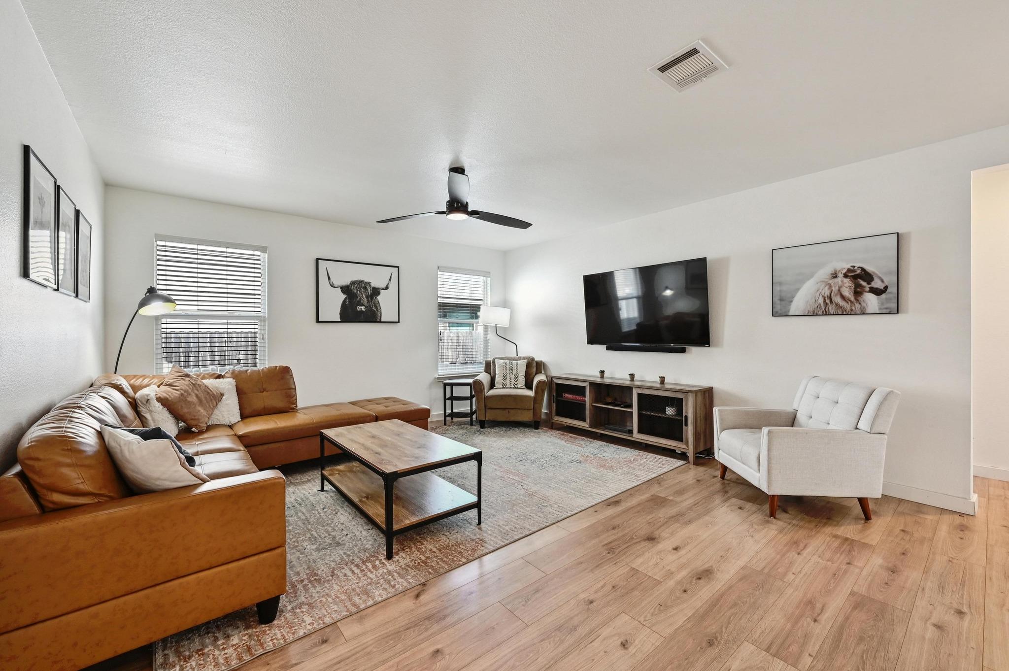 7004 Ashen Ln, Austin, TX 78747