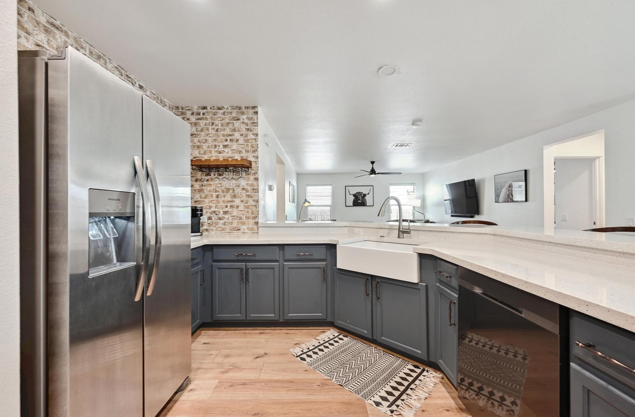 7004 Ashen Ln, Austin, TX 78747