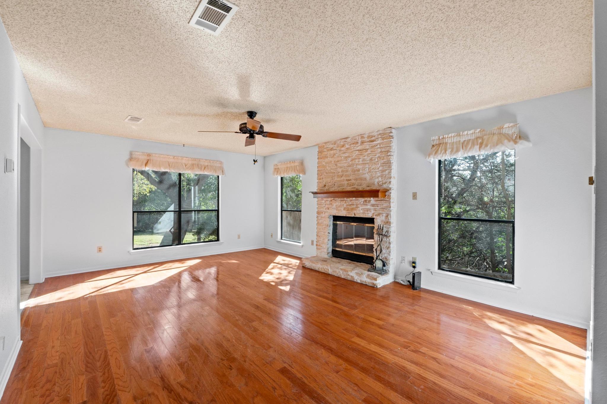 1413 Vista Ridge Cv, Austin, TX 78754