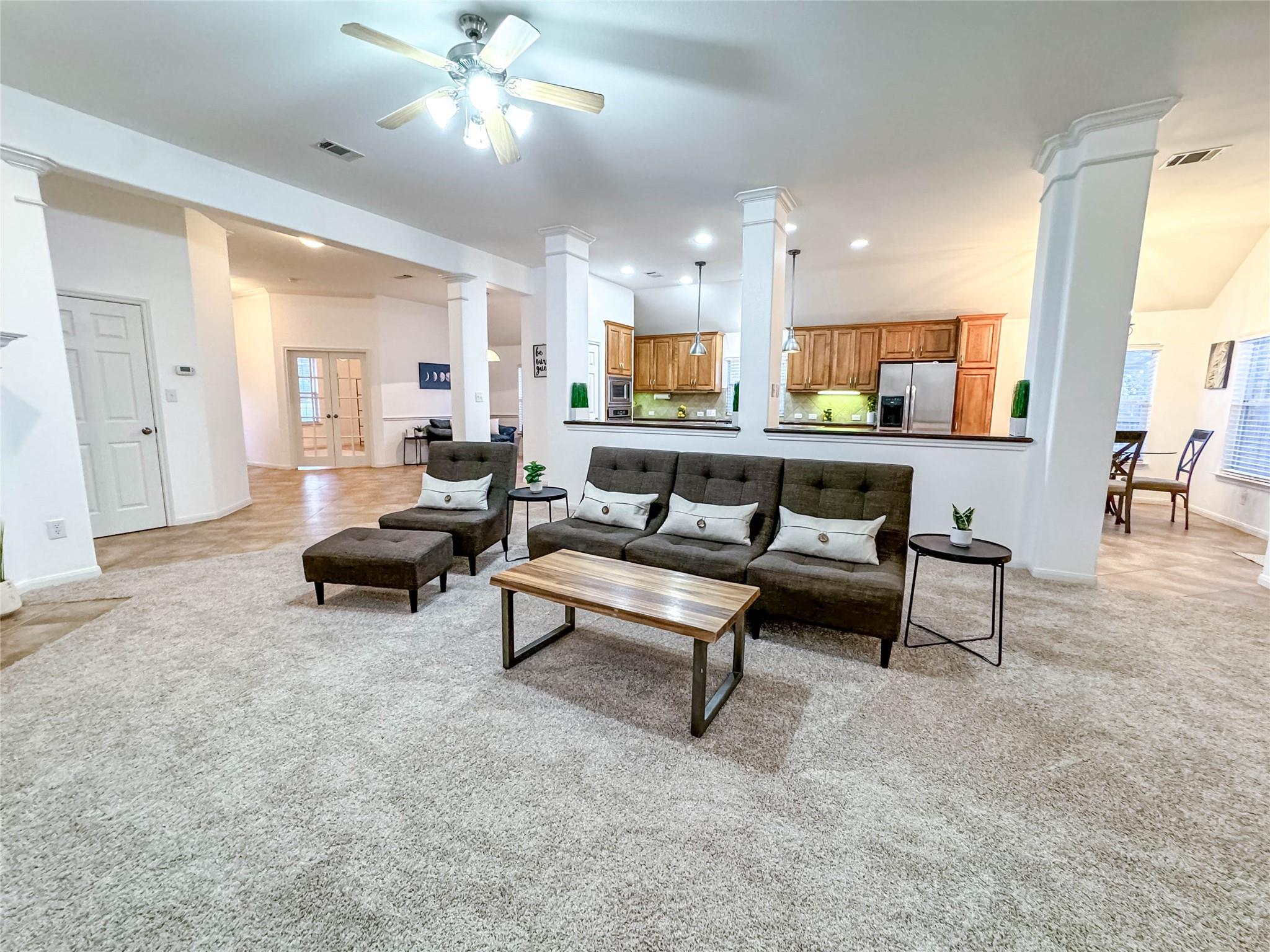 715 S Frontier Ln, Cedar Park, TX 78613